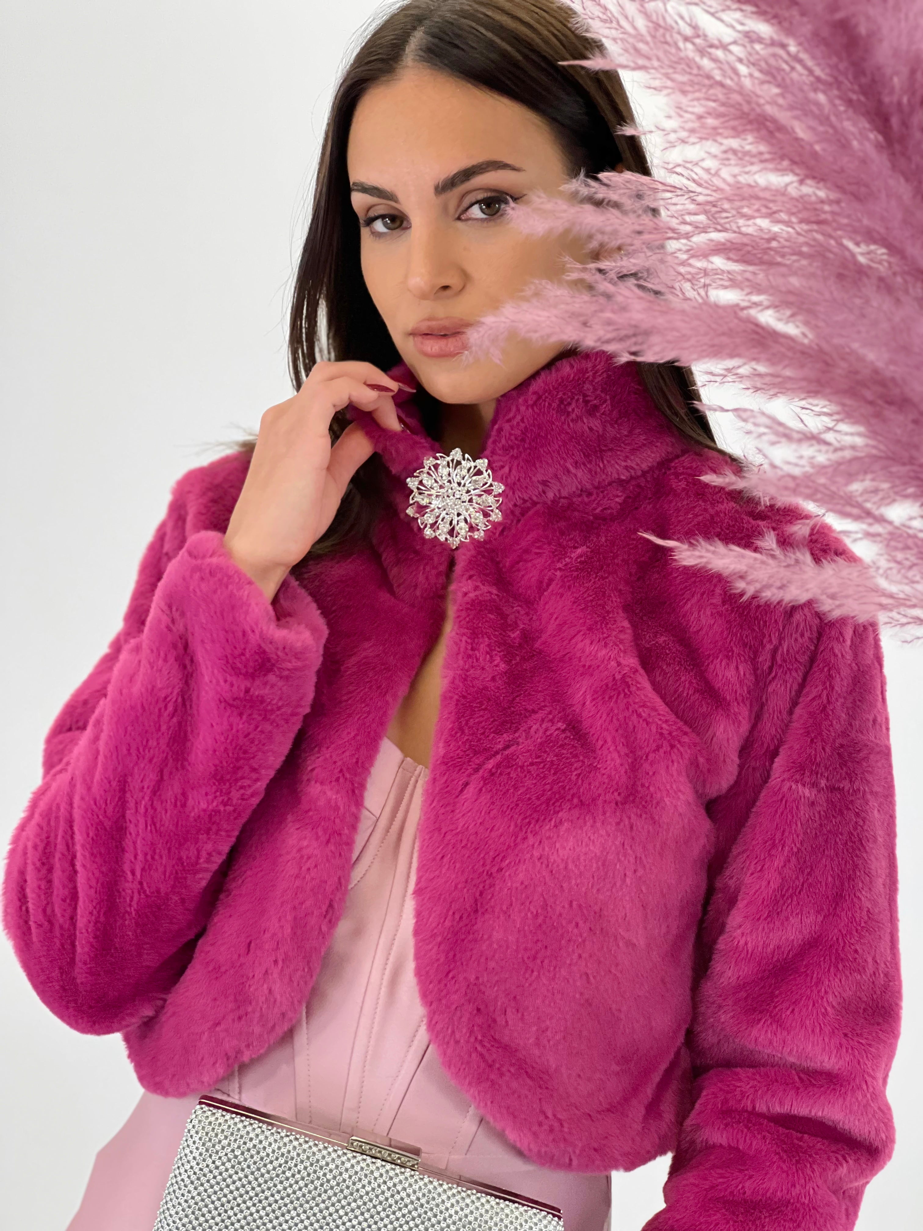 Broche floral con pedrería