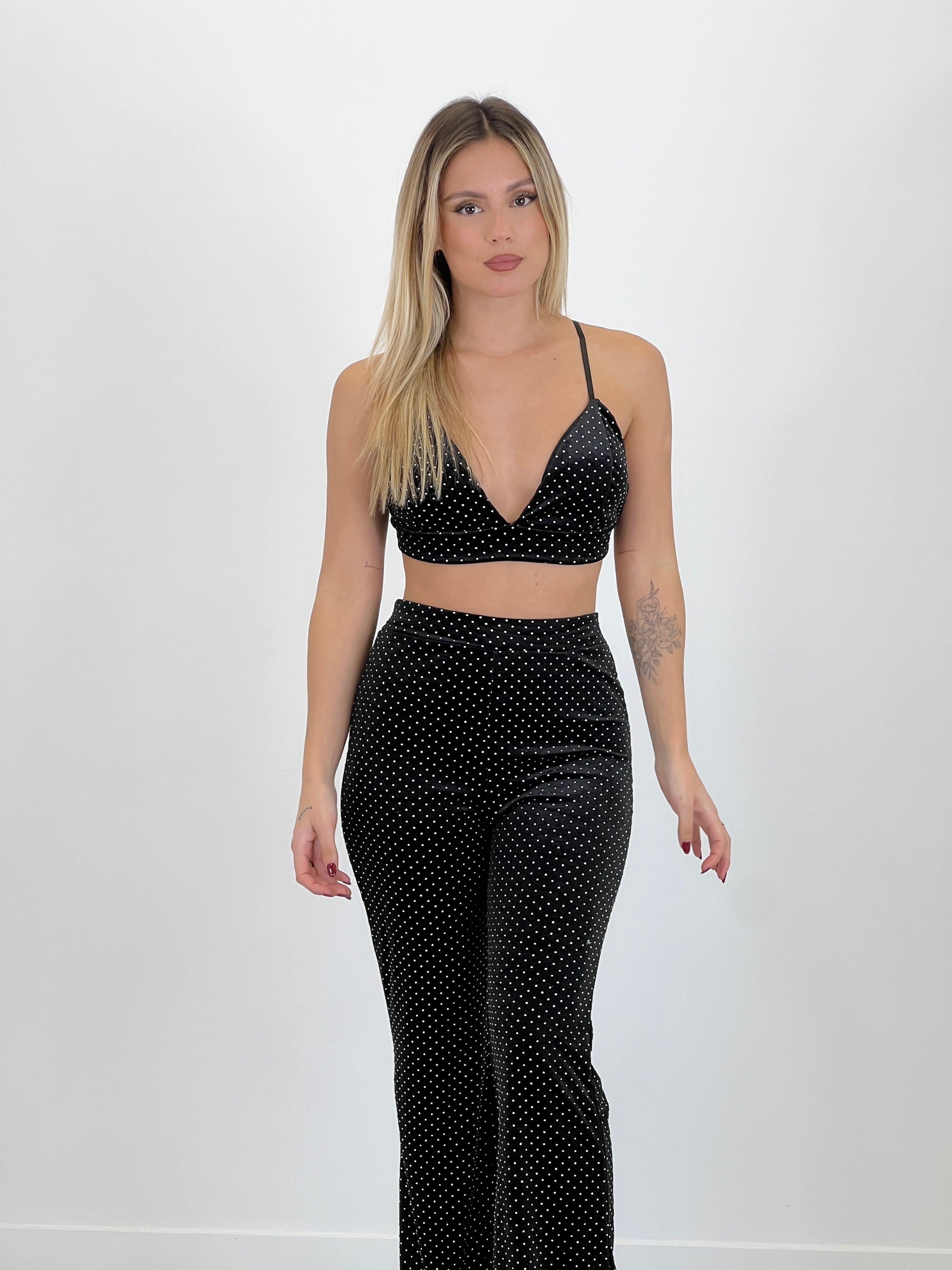 Croptop in velluto con brillantini