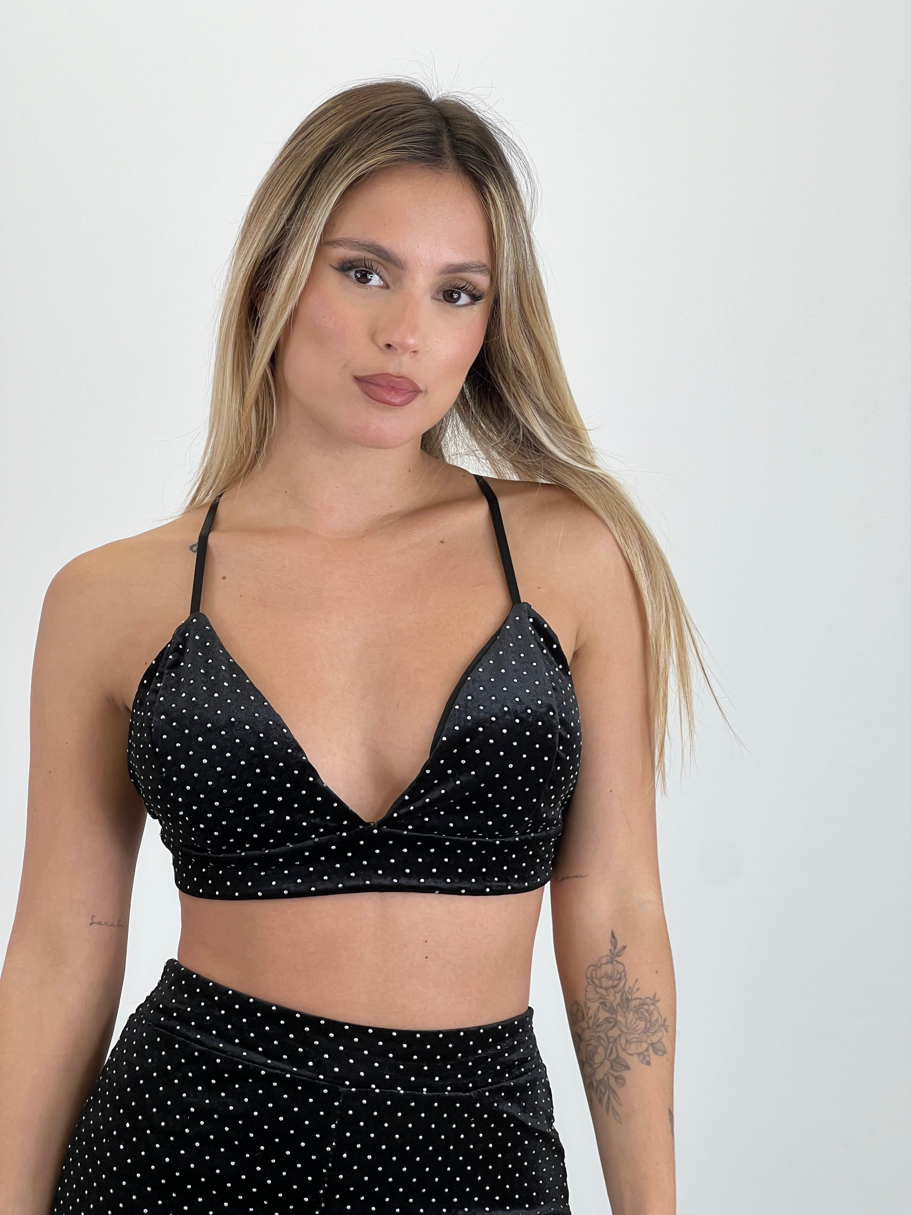 Croptop in velluto con brillantini