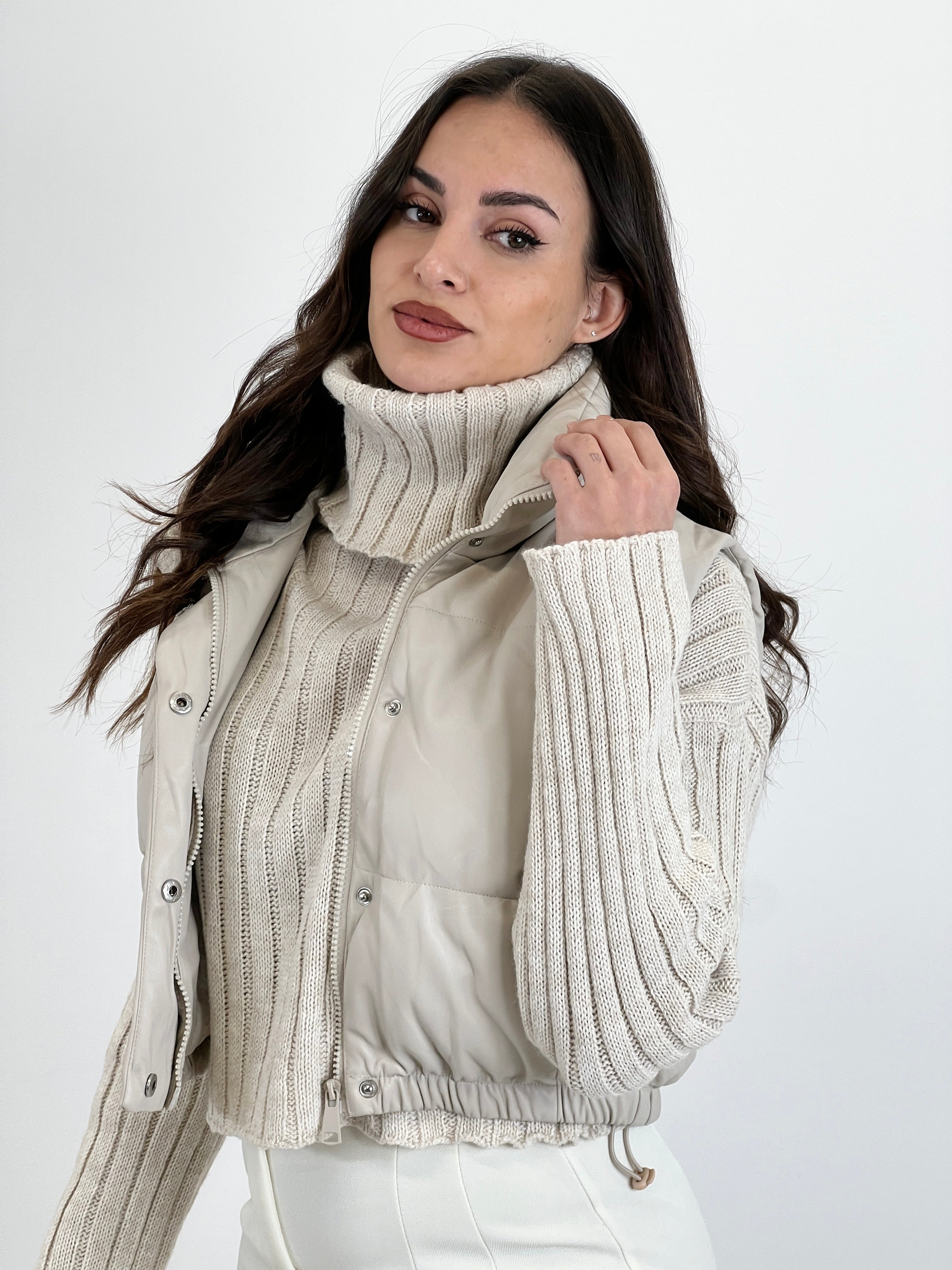 Gilet imbottito effetto pelle