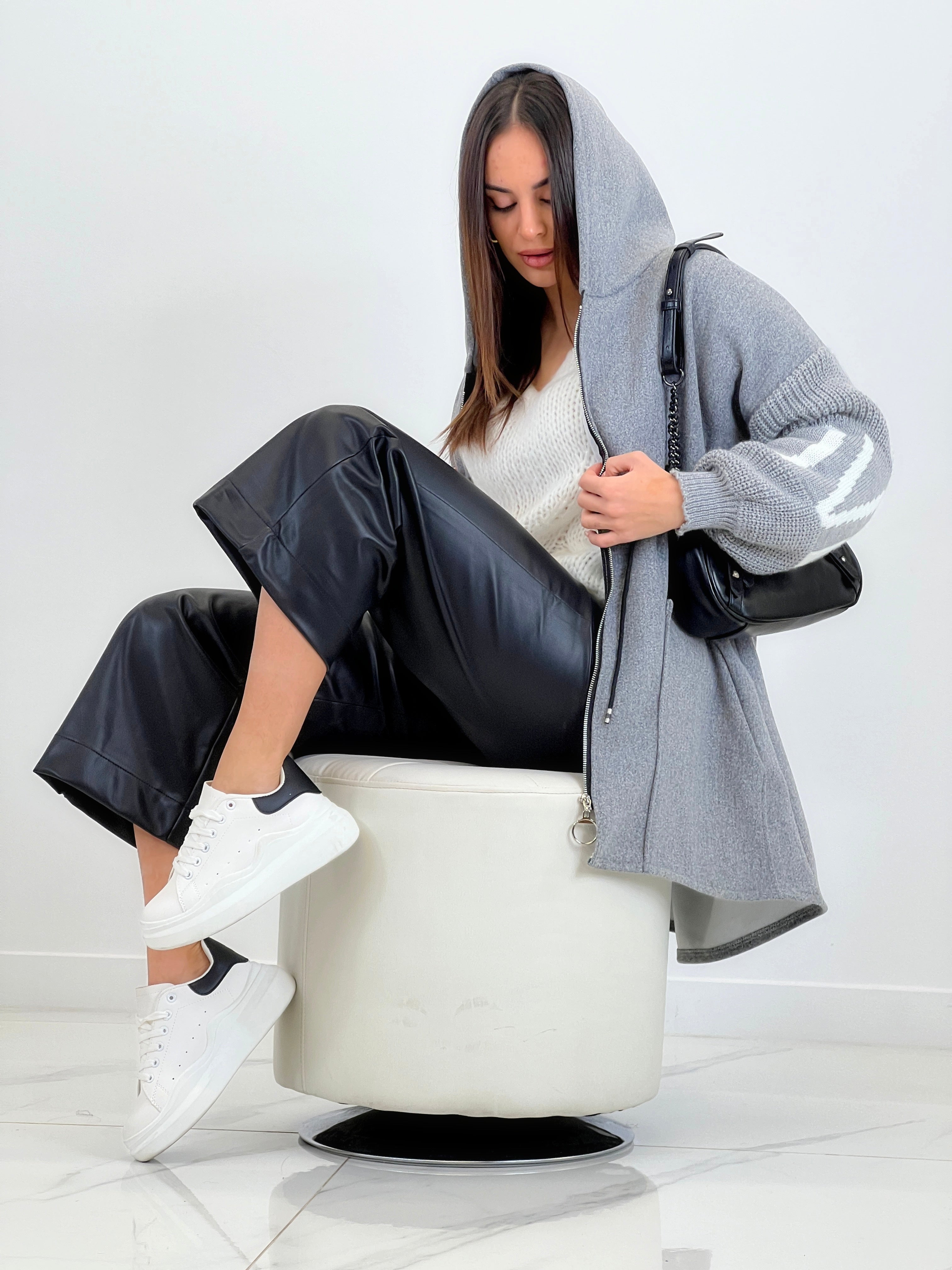 Abrigo Love mangas punto