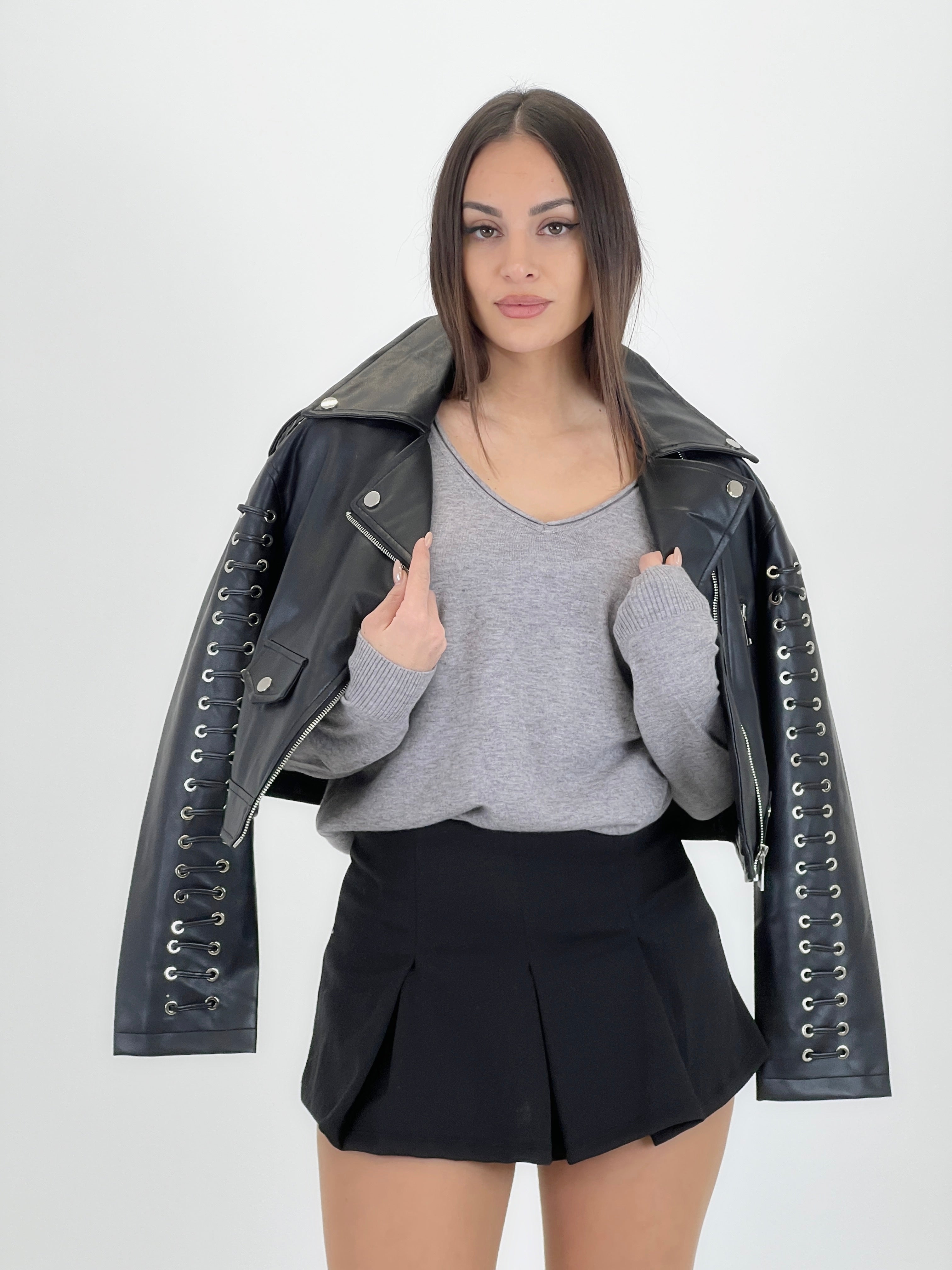 Chaqueta cropped efecto piel
