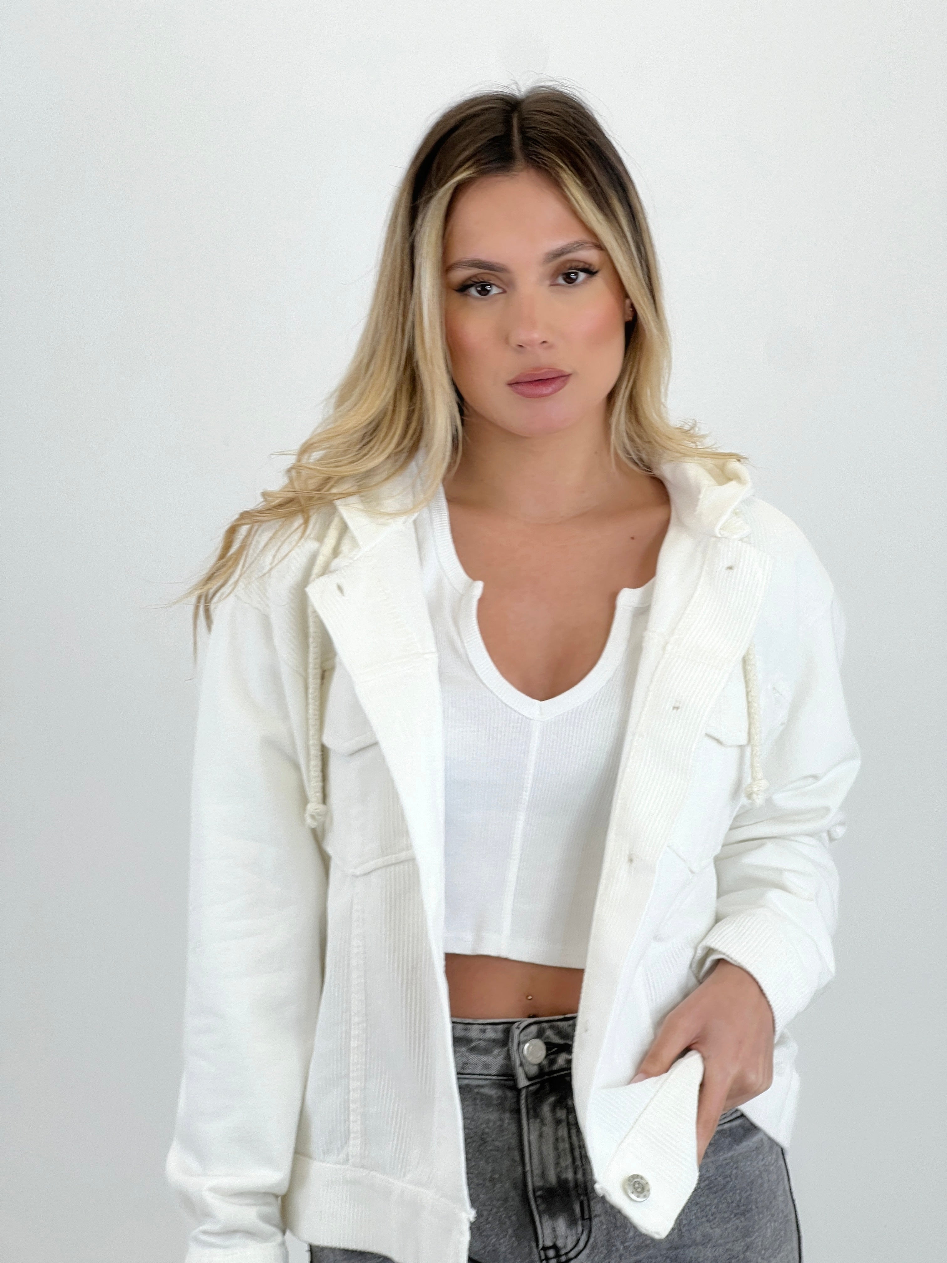 Chaqueta de pana capucha