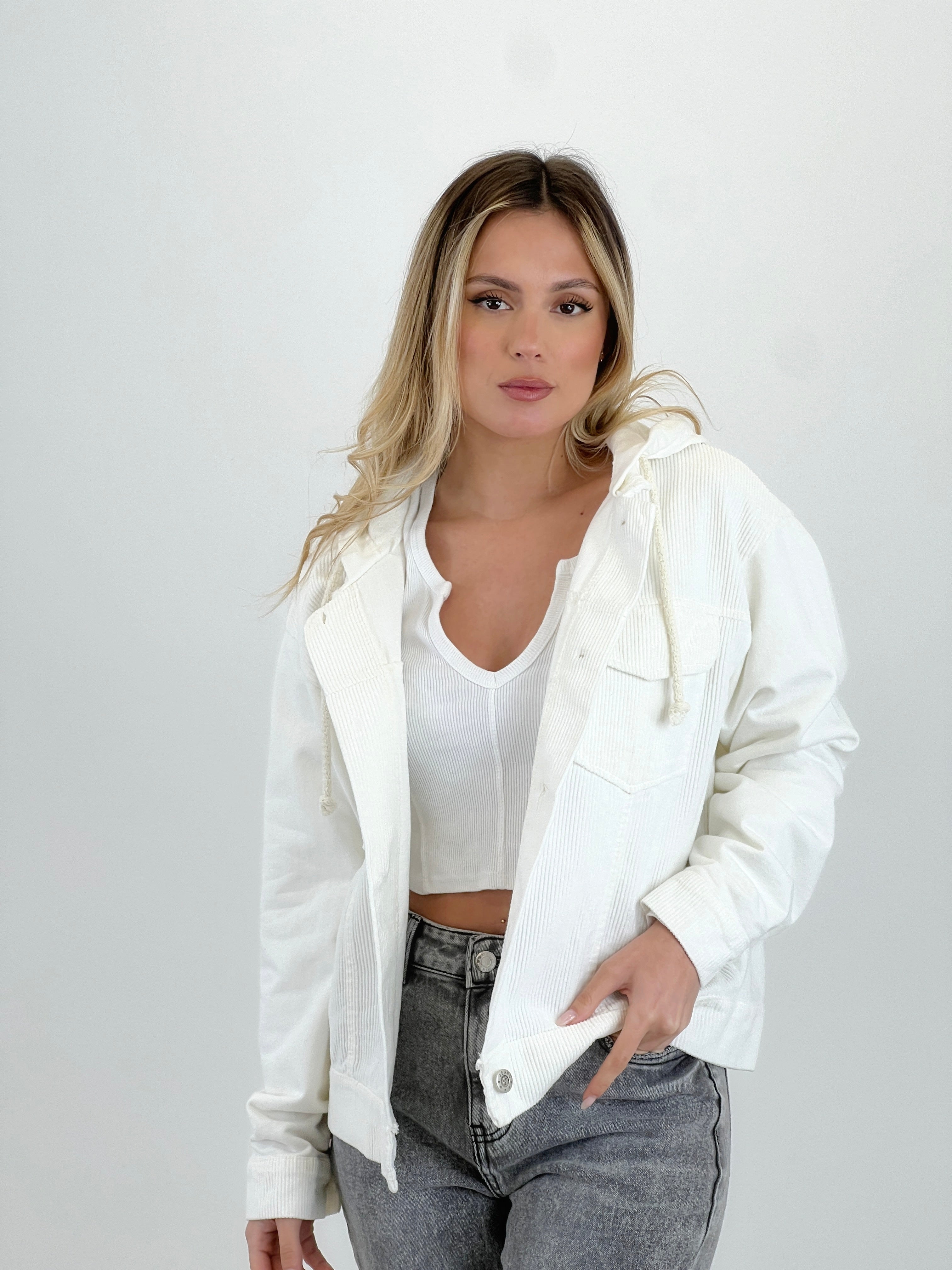 Chaqueta de pana capucha