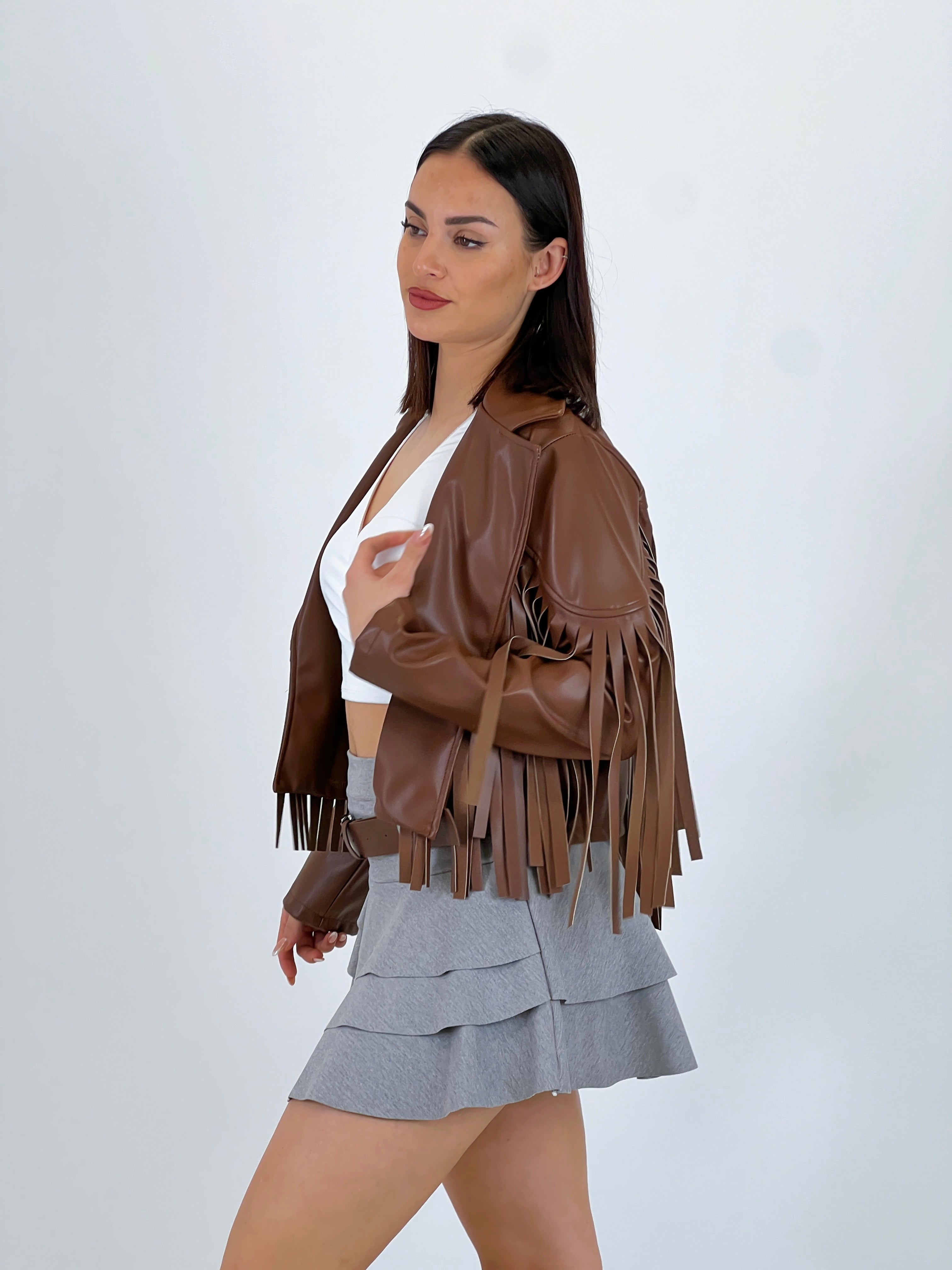 Chaqueta cropped flecos efecto piel