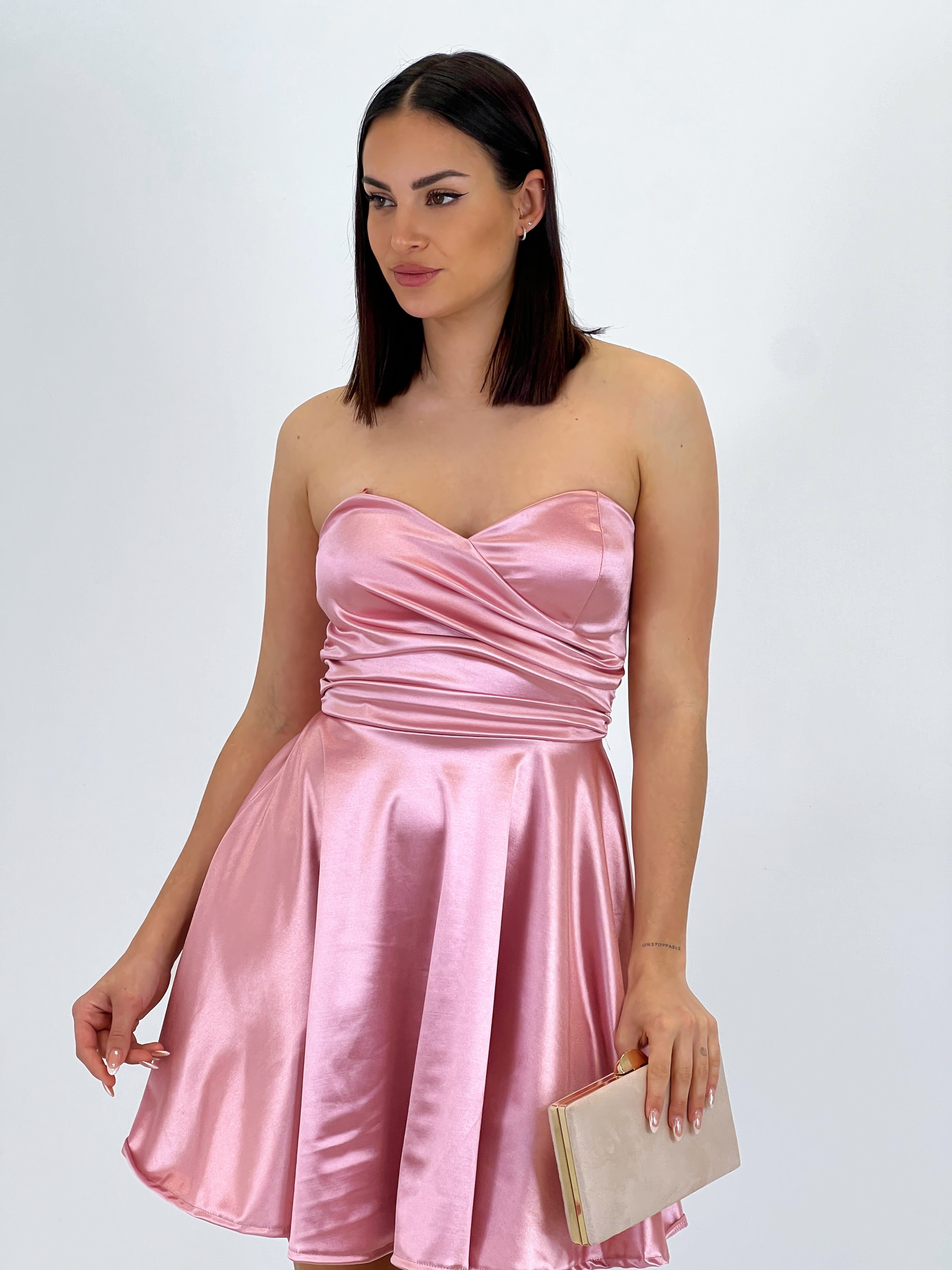 Vestido satinado con vuelo Belisa