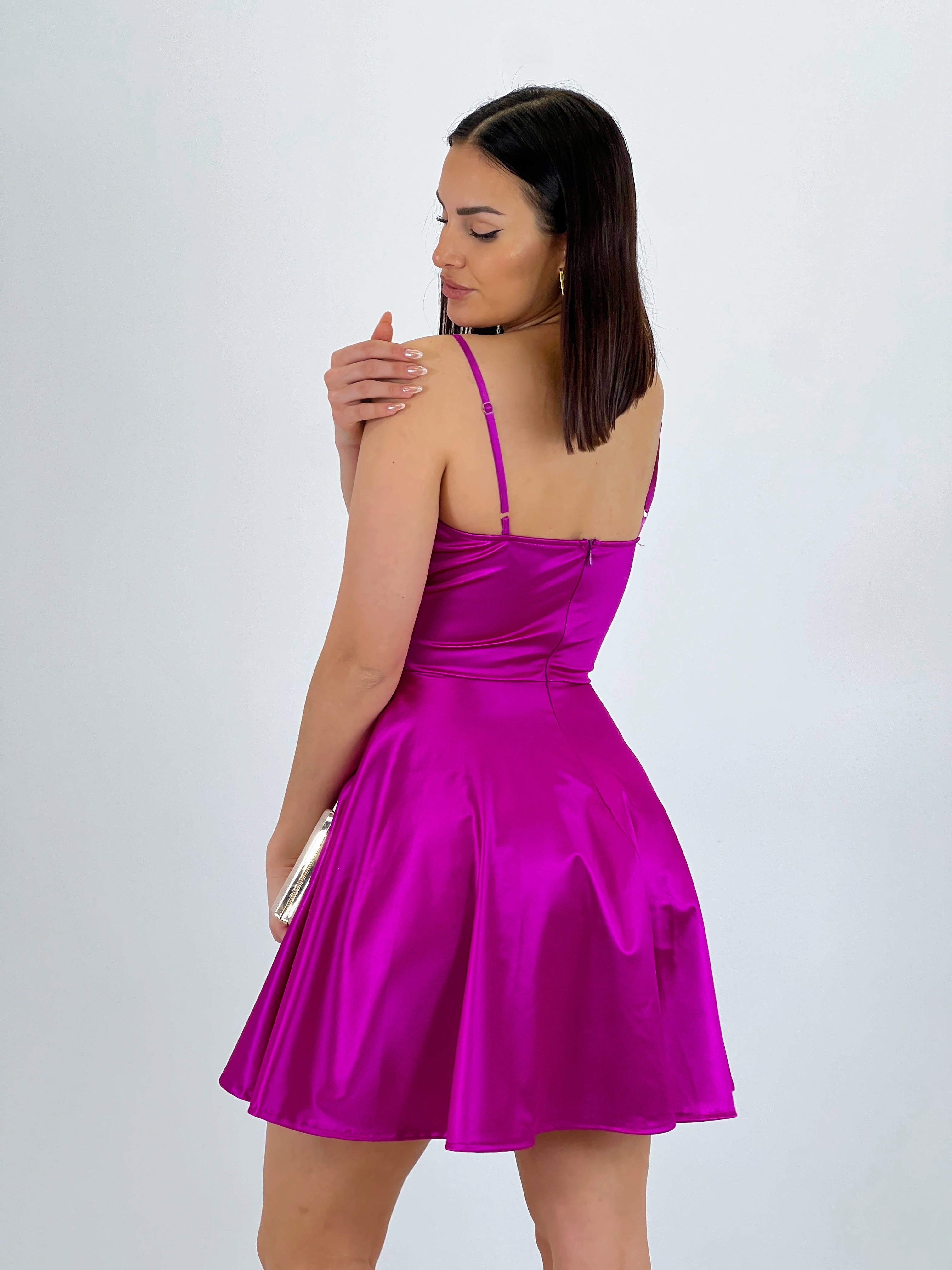 Vestido satinado con vuelo Belisa