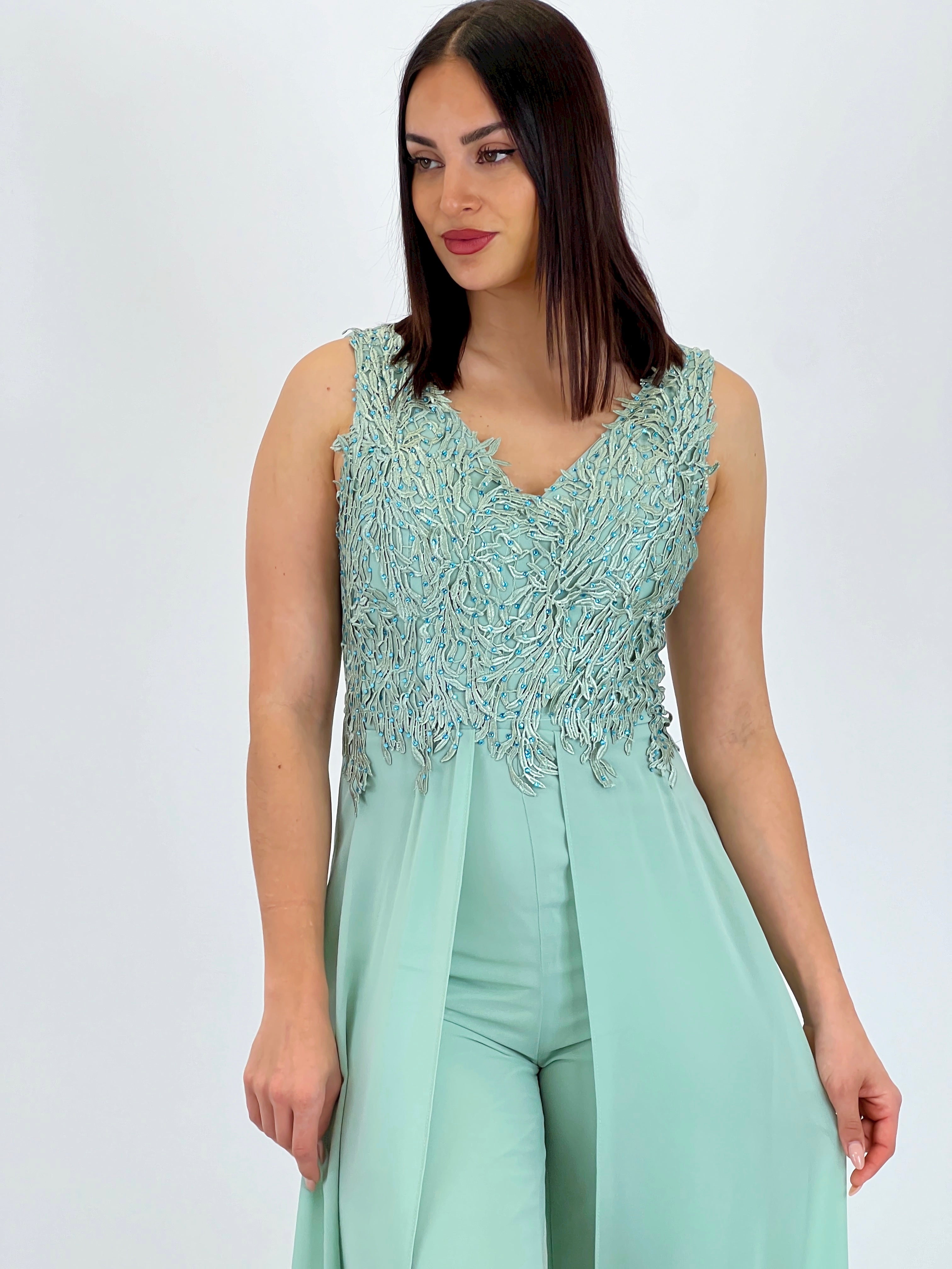 Mono con capa pedrería Inés