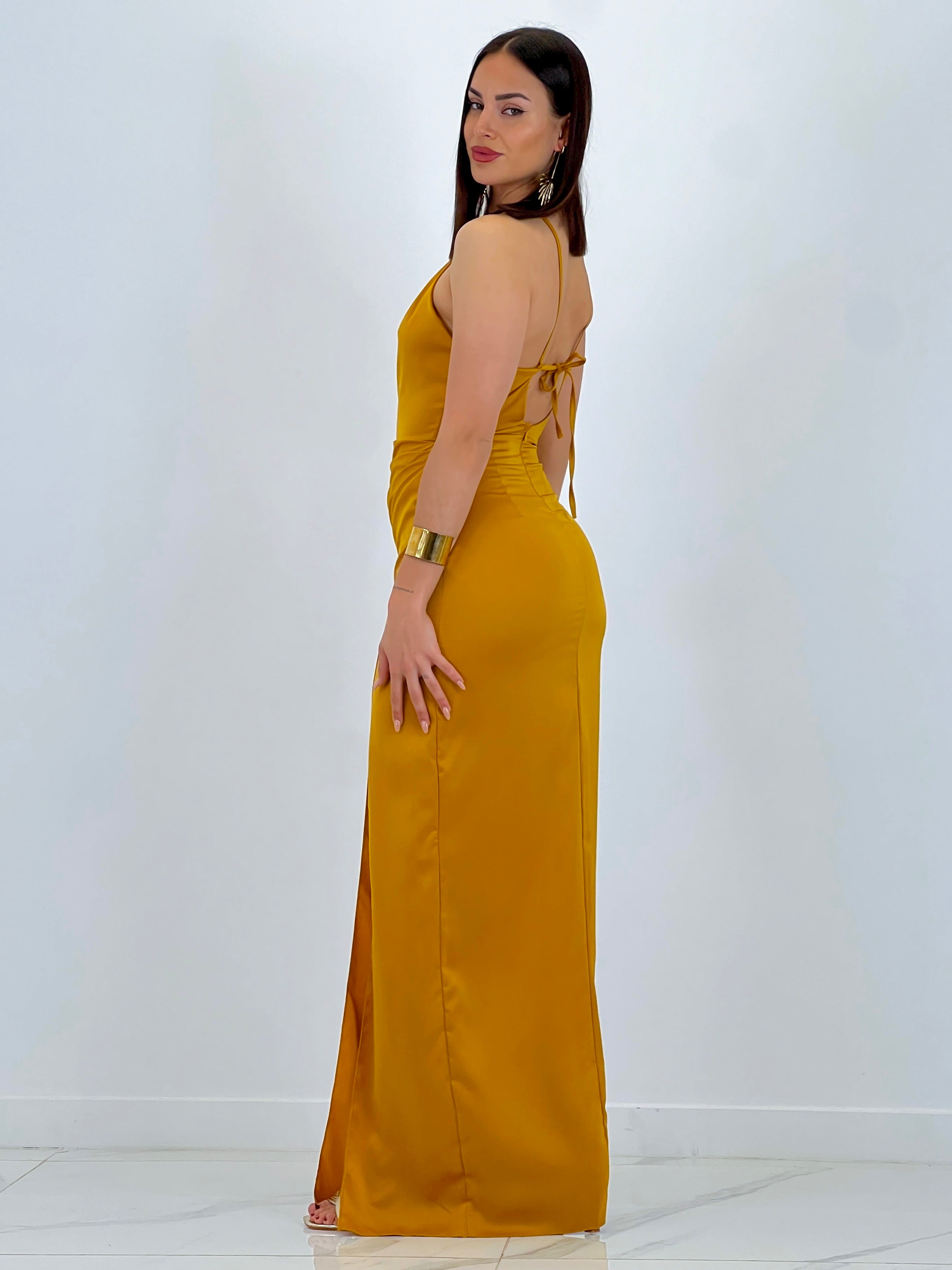 Vestido raso halter Gala