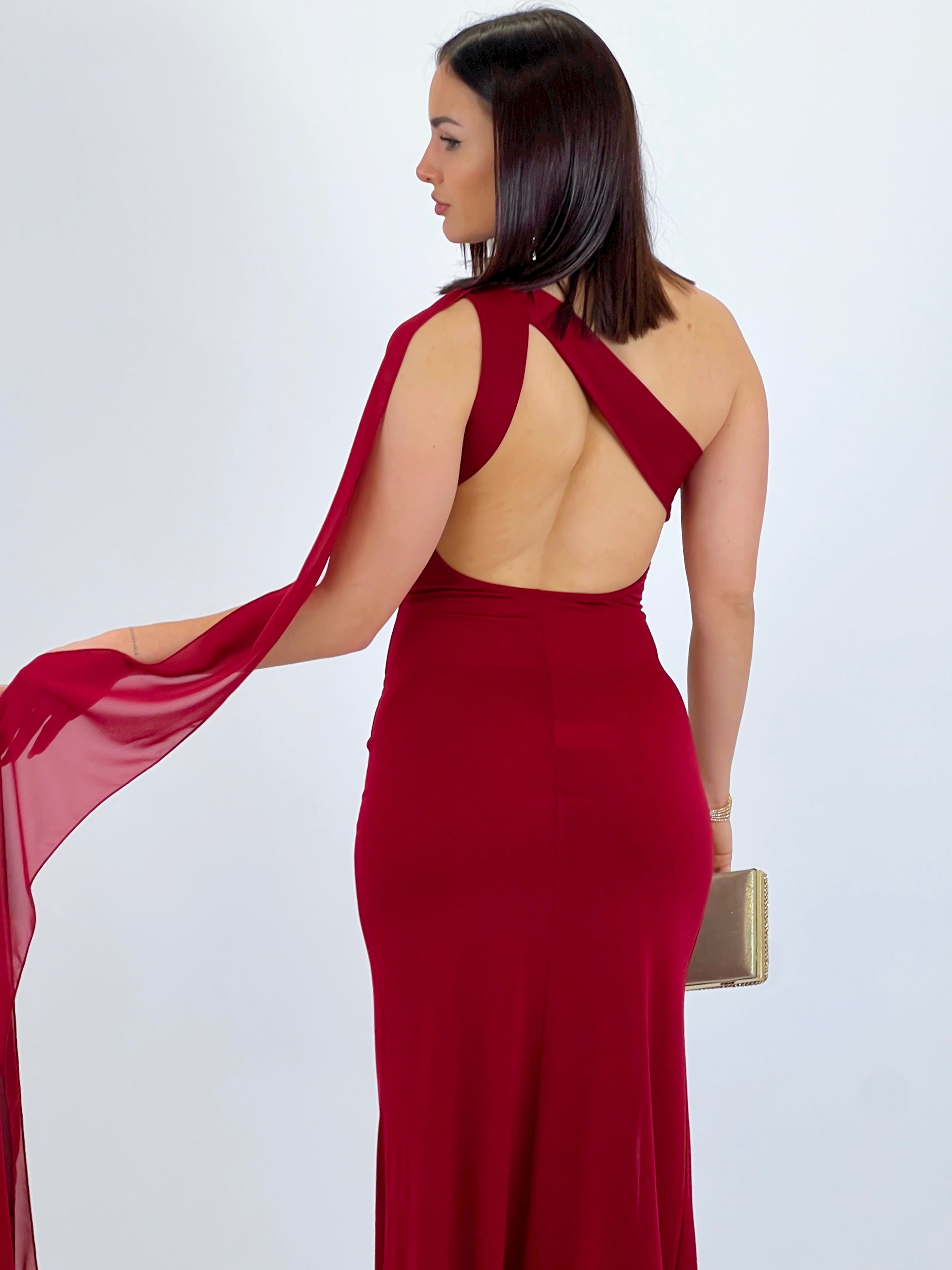 Vestido asimétrico con chal Yone