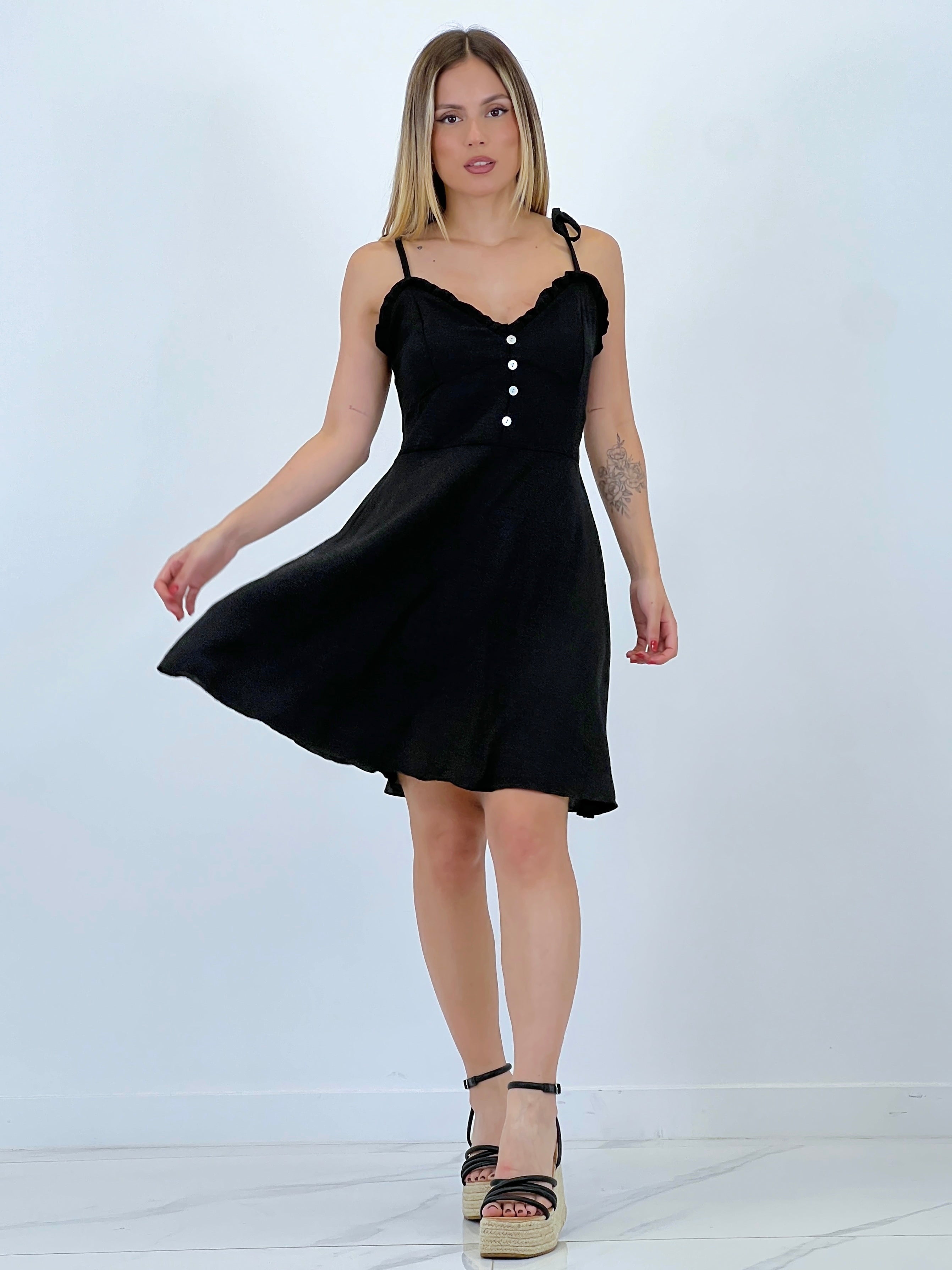 Vestido corto tirantes regulables