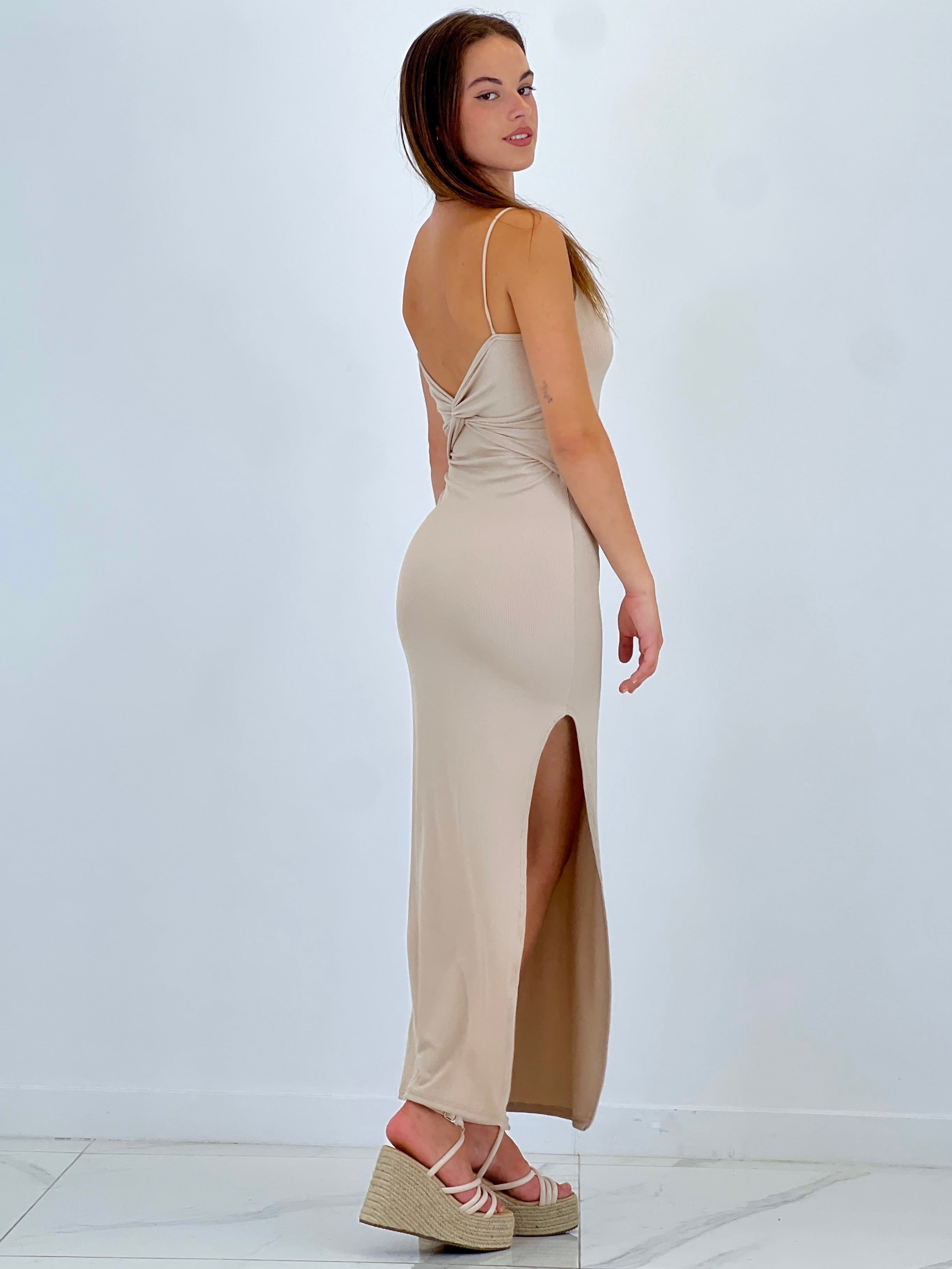 Vestido tiras canalé nudo espalda