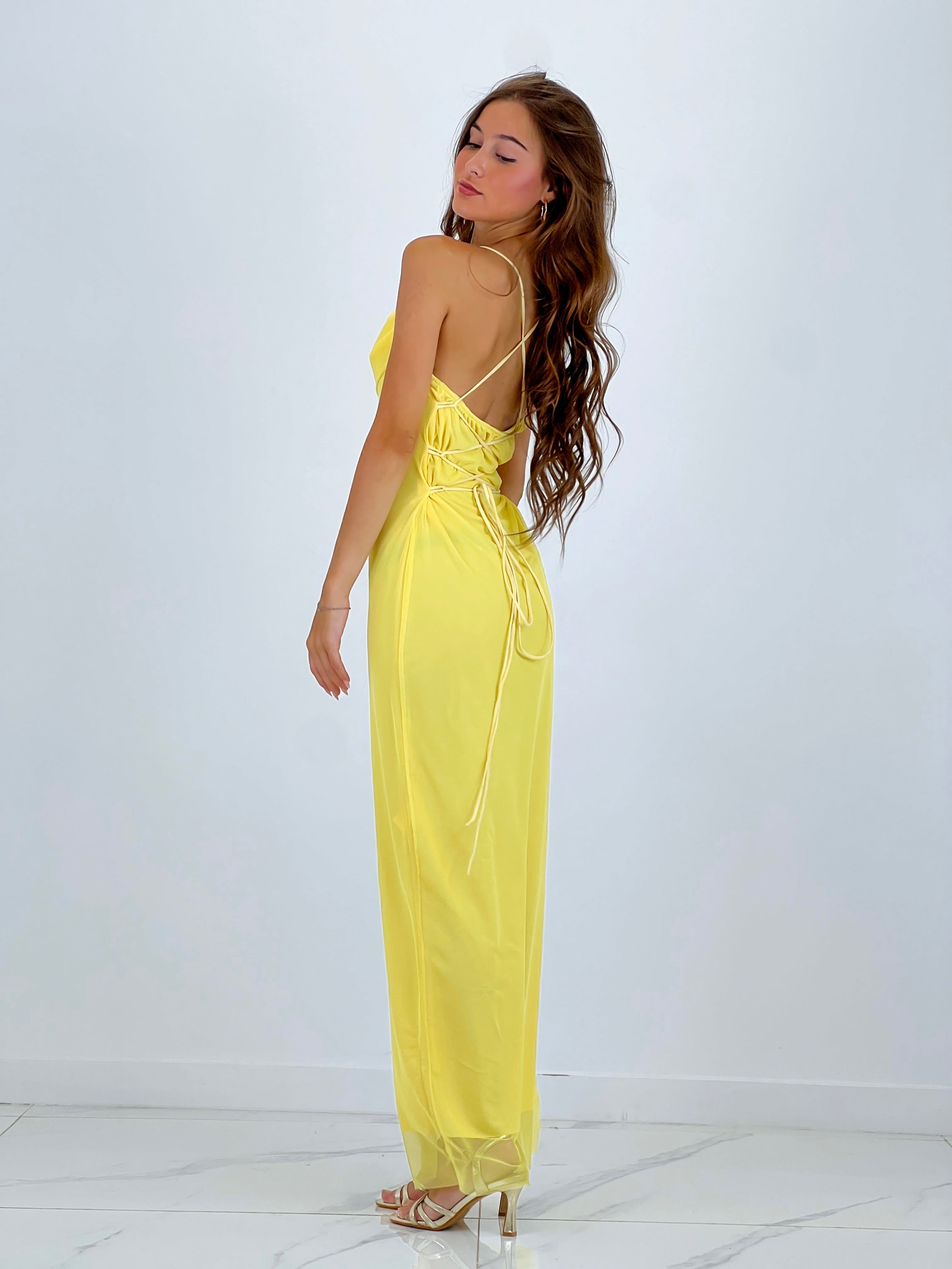 Vestido midi tirante tul