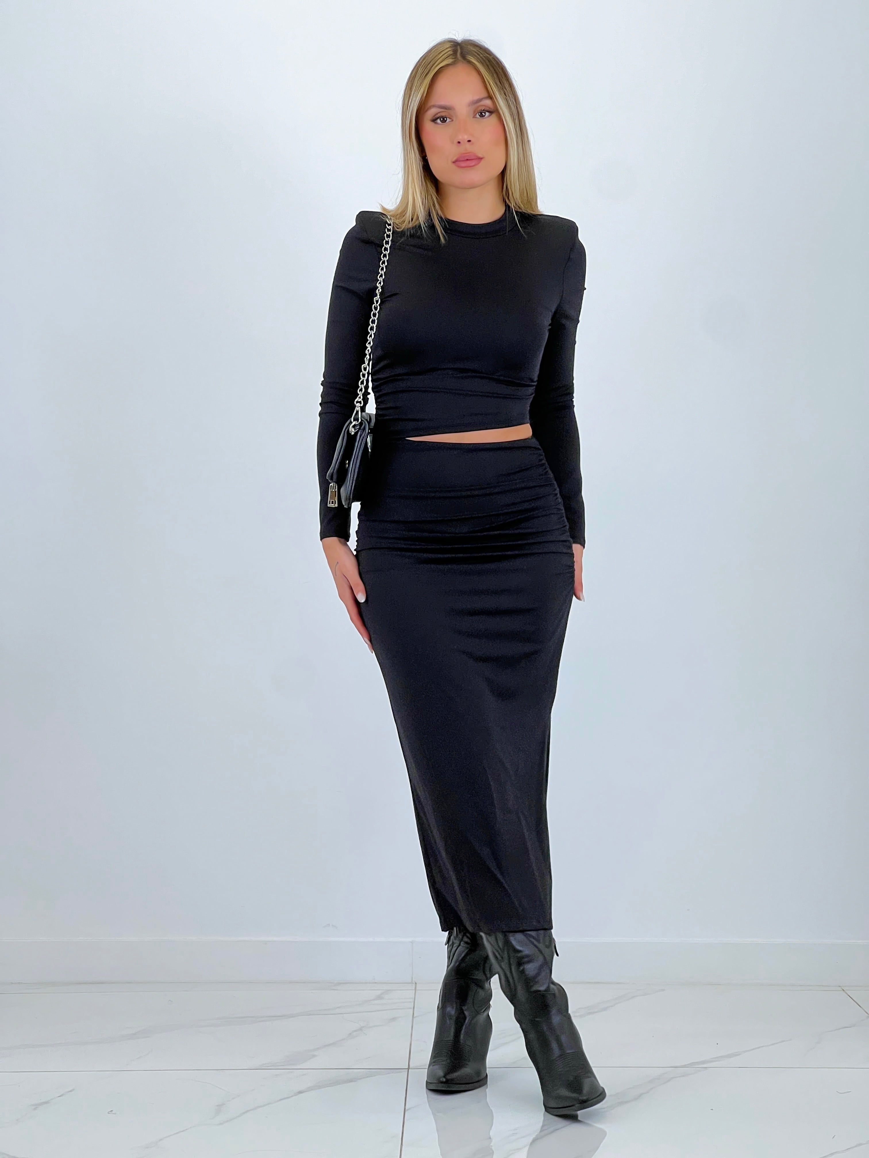 Vestido midi cintura cut out