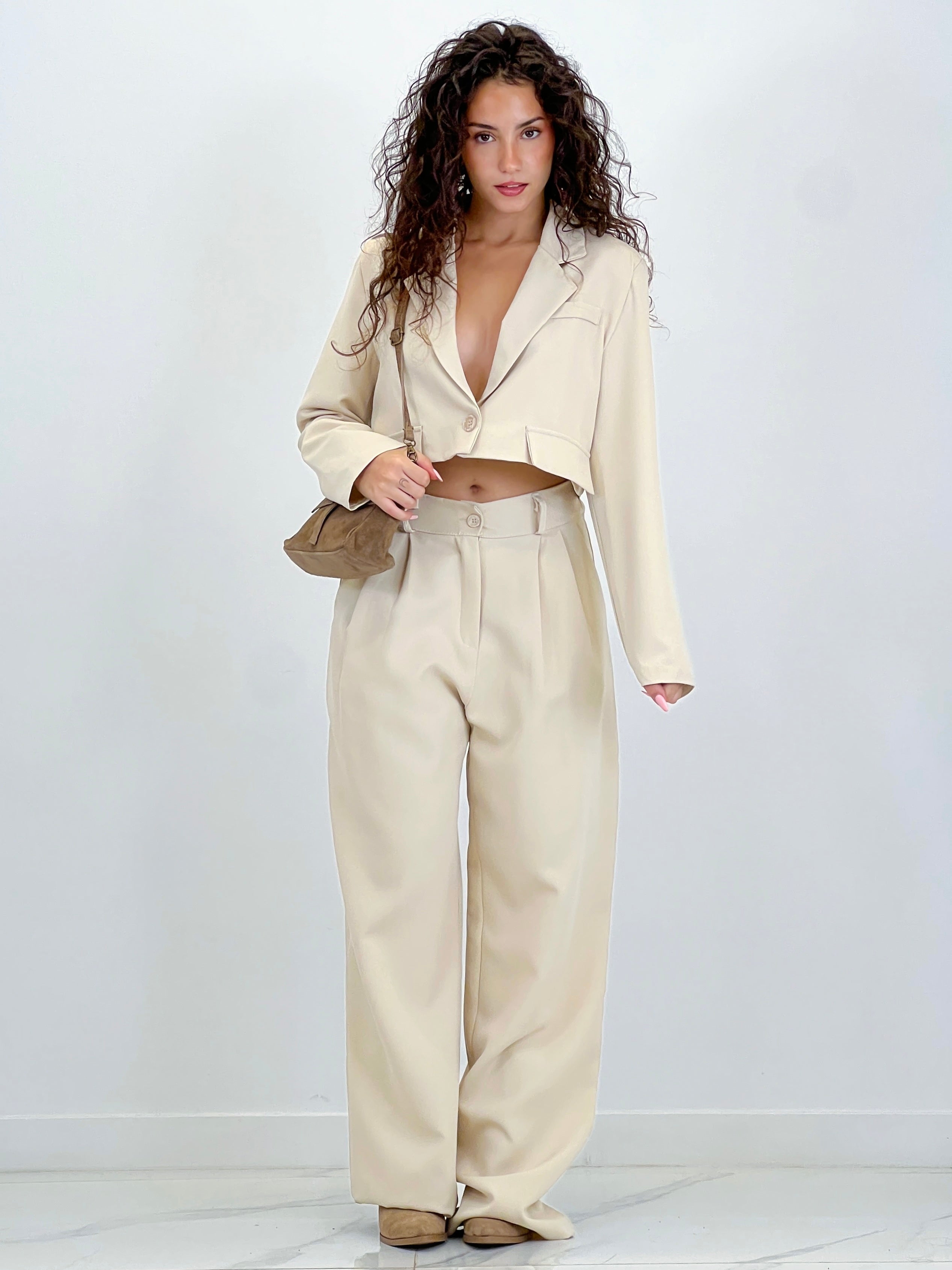 Blazer cropped solapas