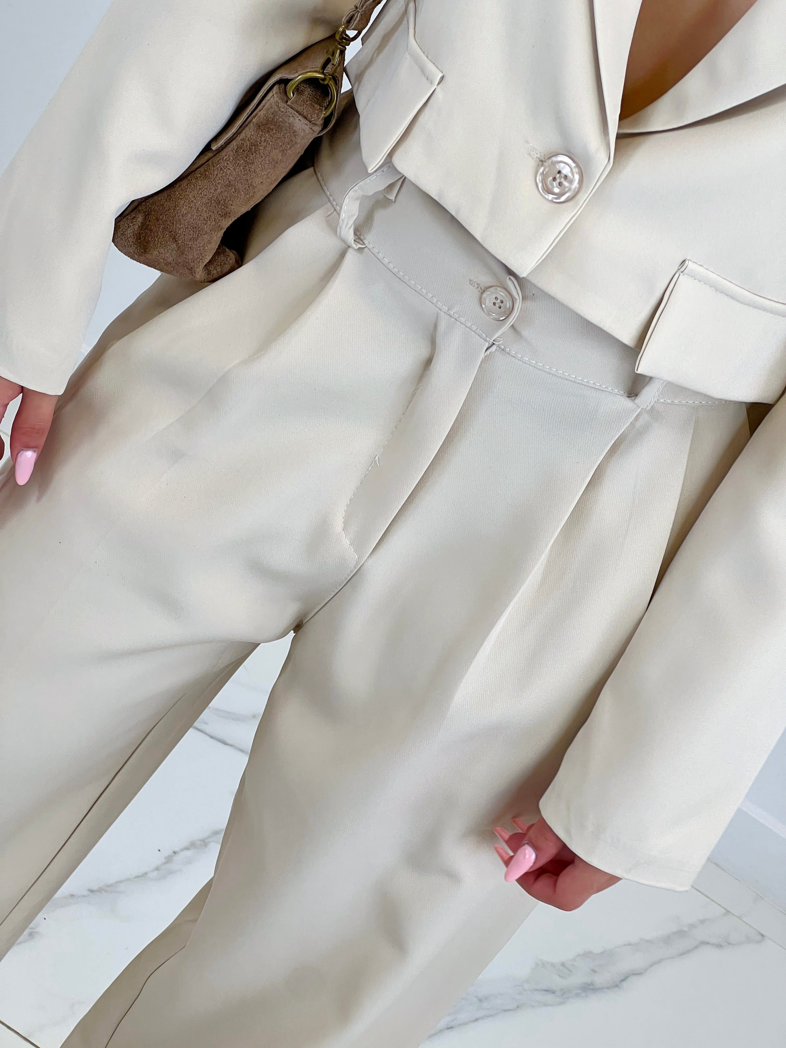 Pantalón pinzas wide leg