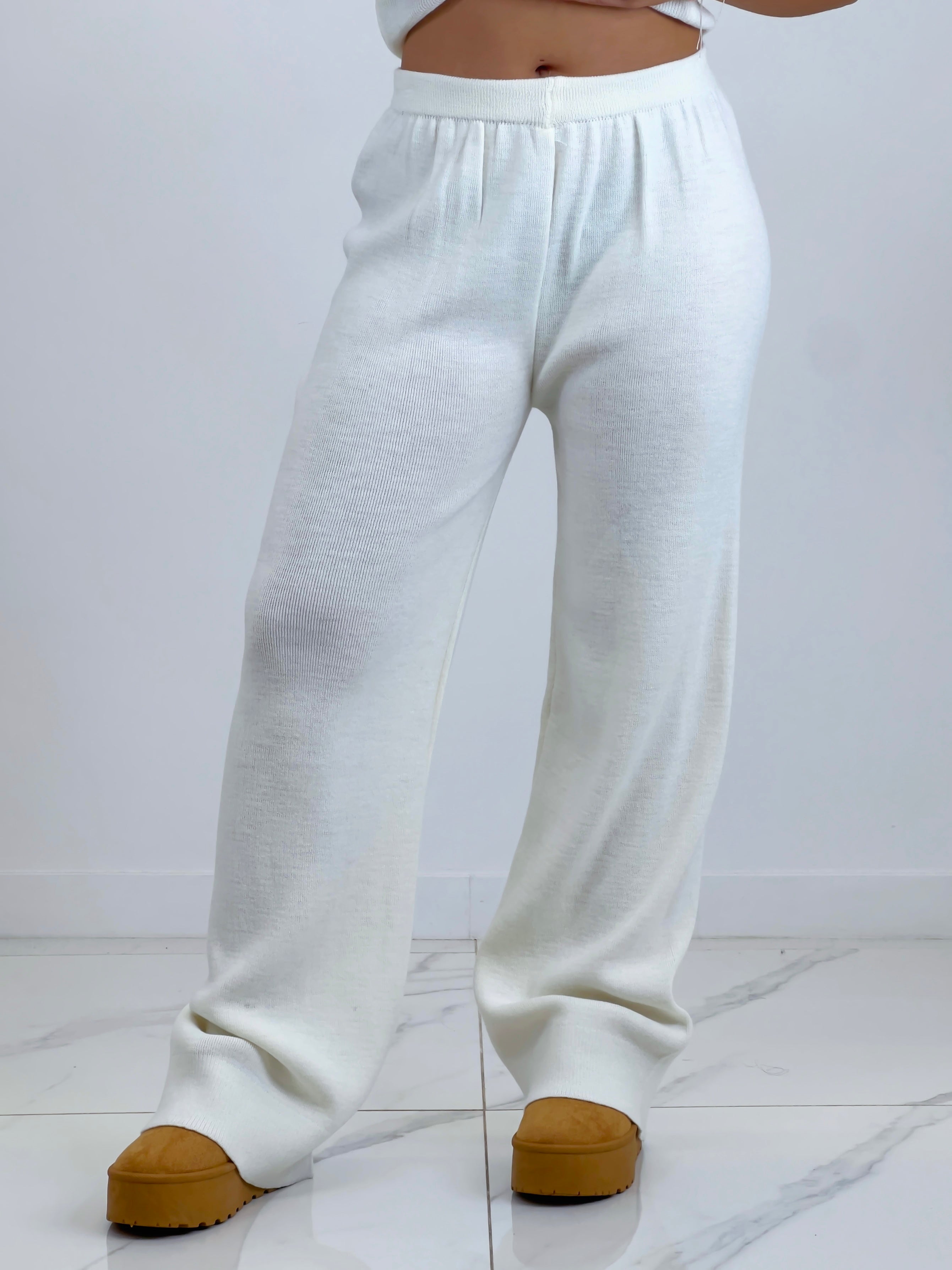 Conjunto punto chaleco y pantalón recto