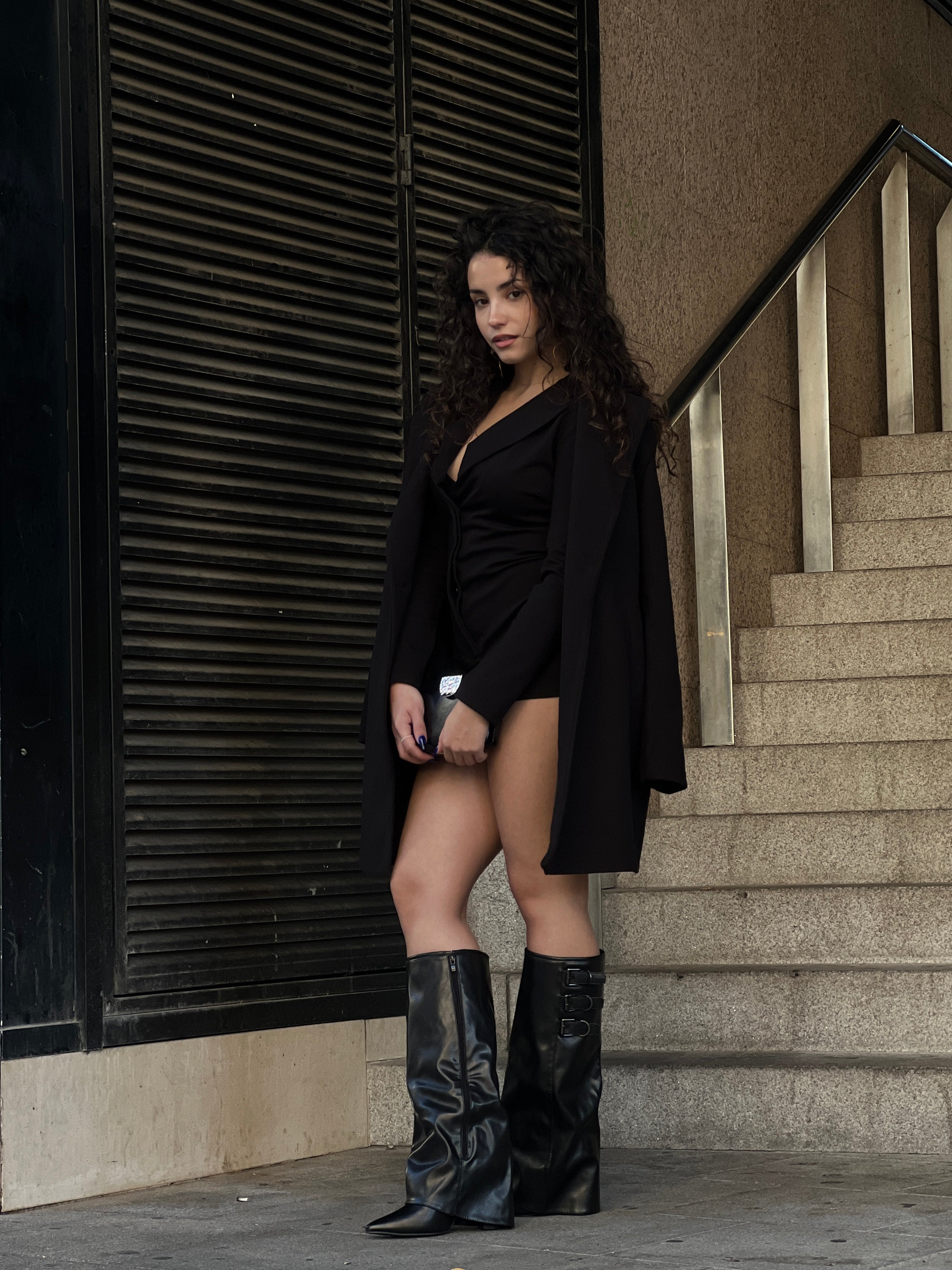 Mono short corte americana