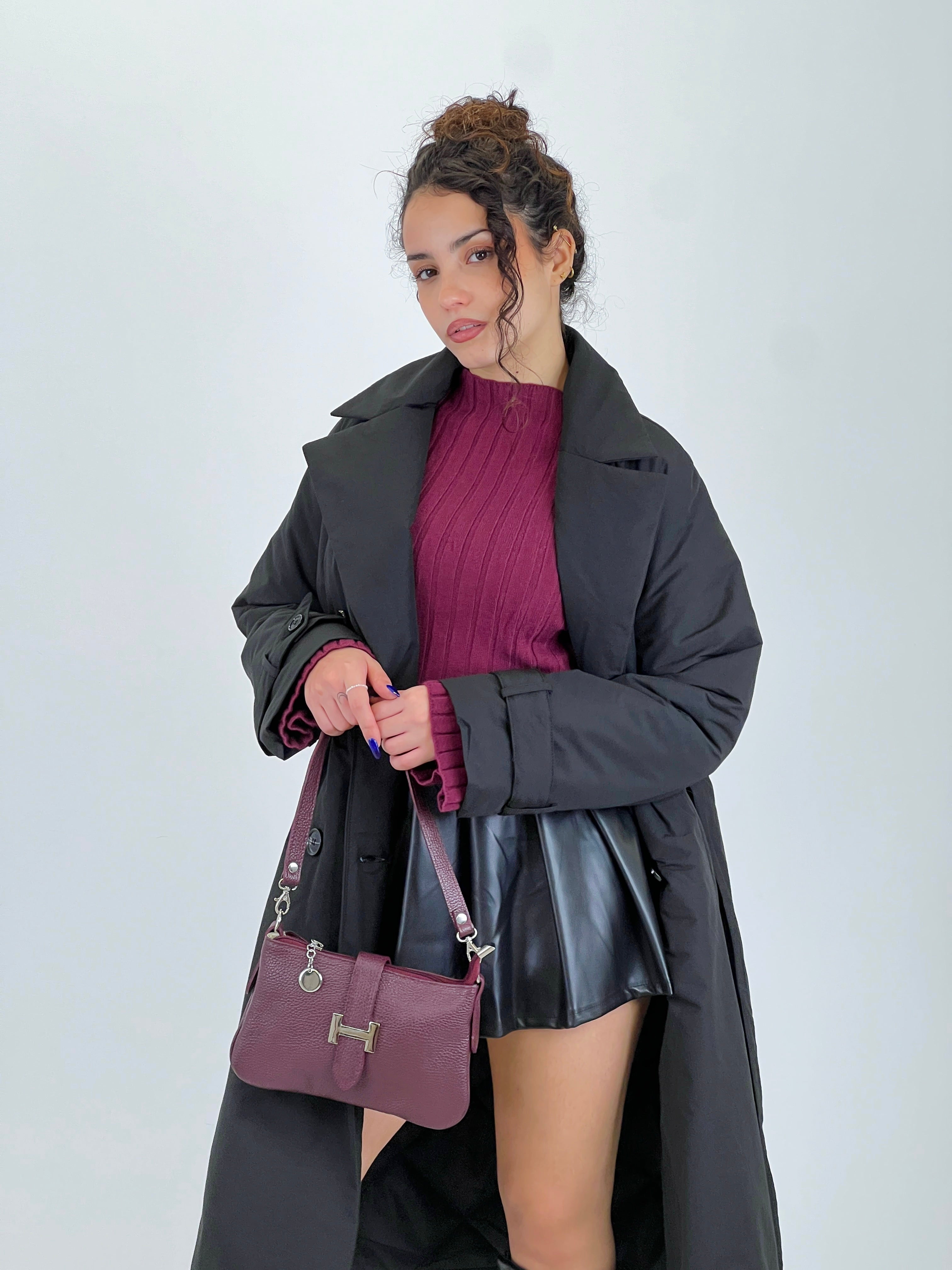 Saia curta de polipele com pregas