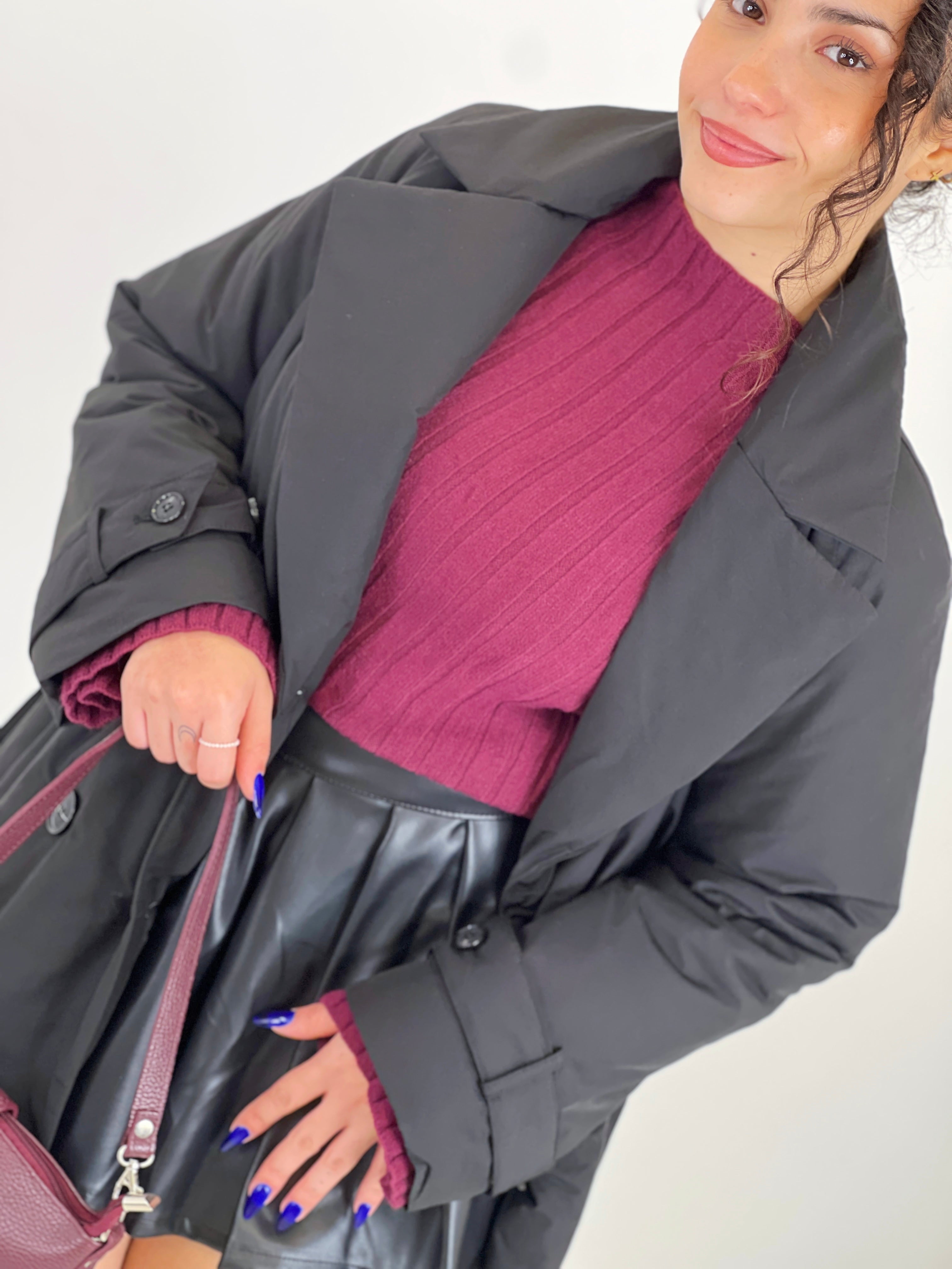 Saia curta de polipele com pregas