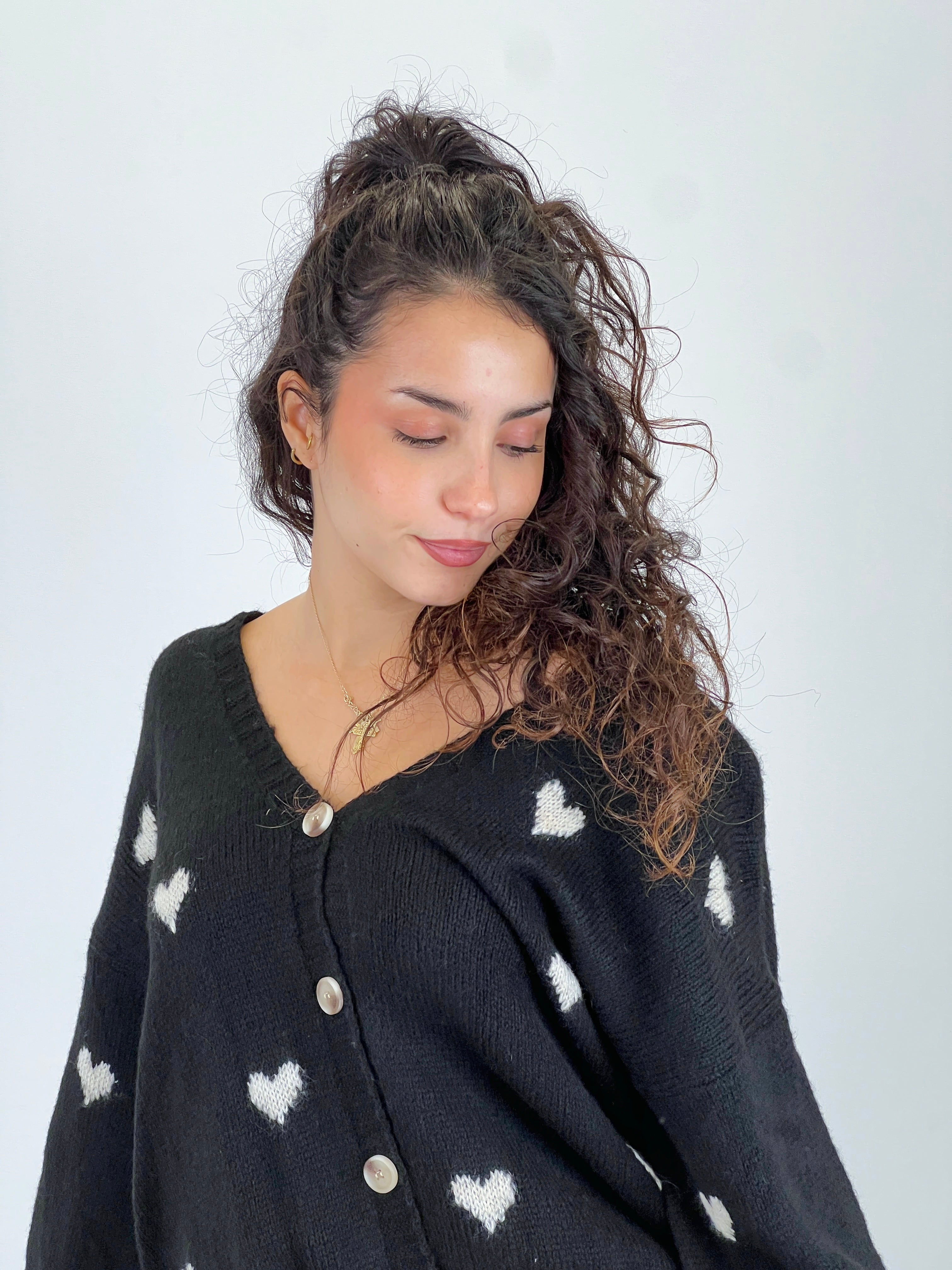 Camisola com botões e corações