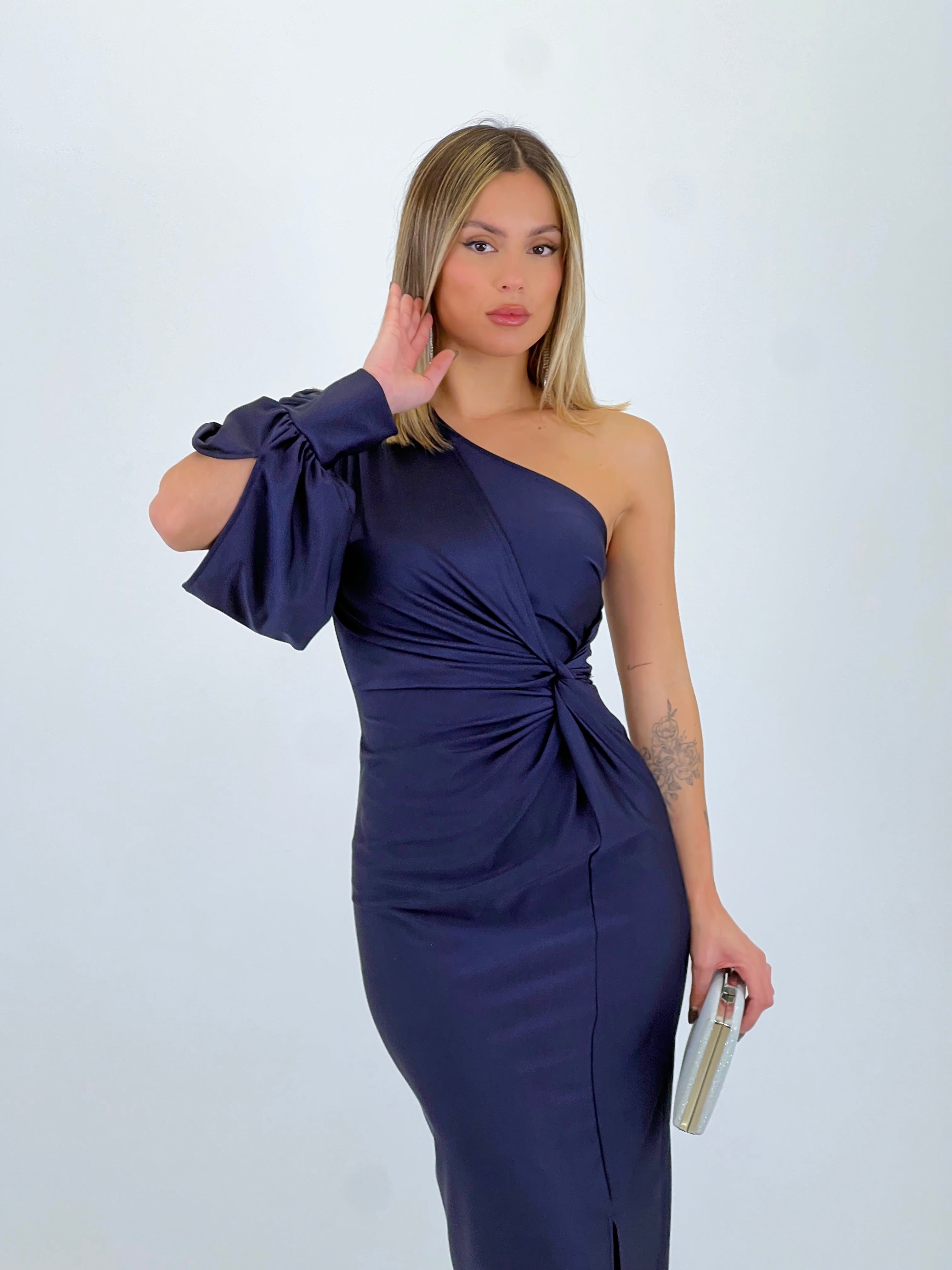 Vestido manga asimétrica Hera