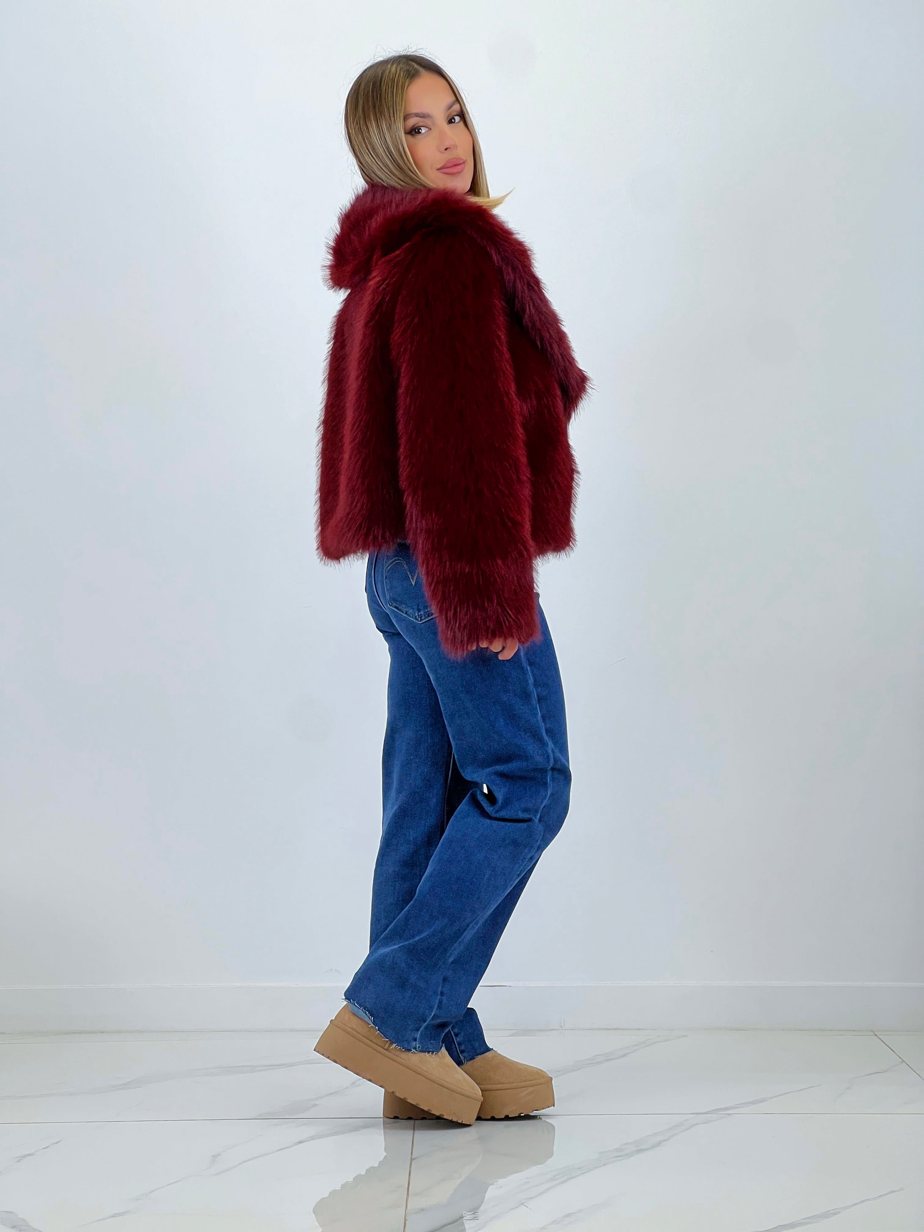 Abrigo corto efecto pelo