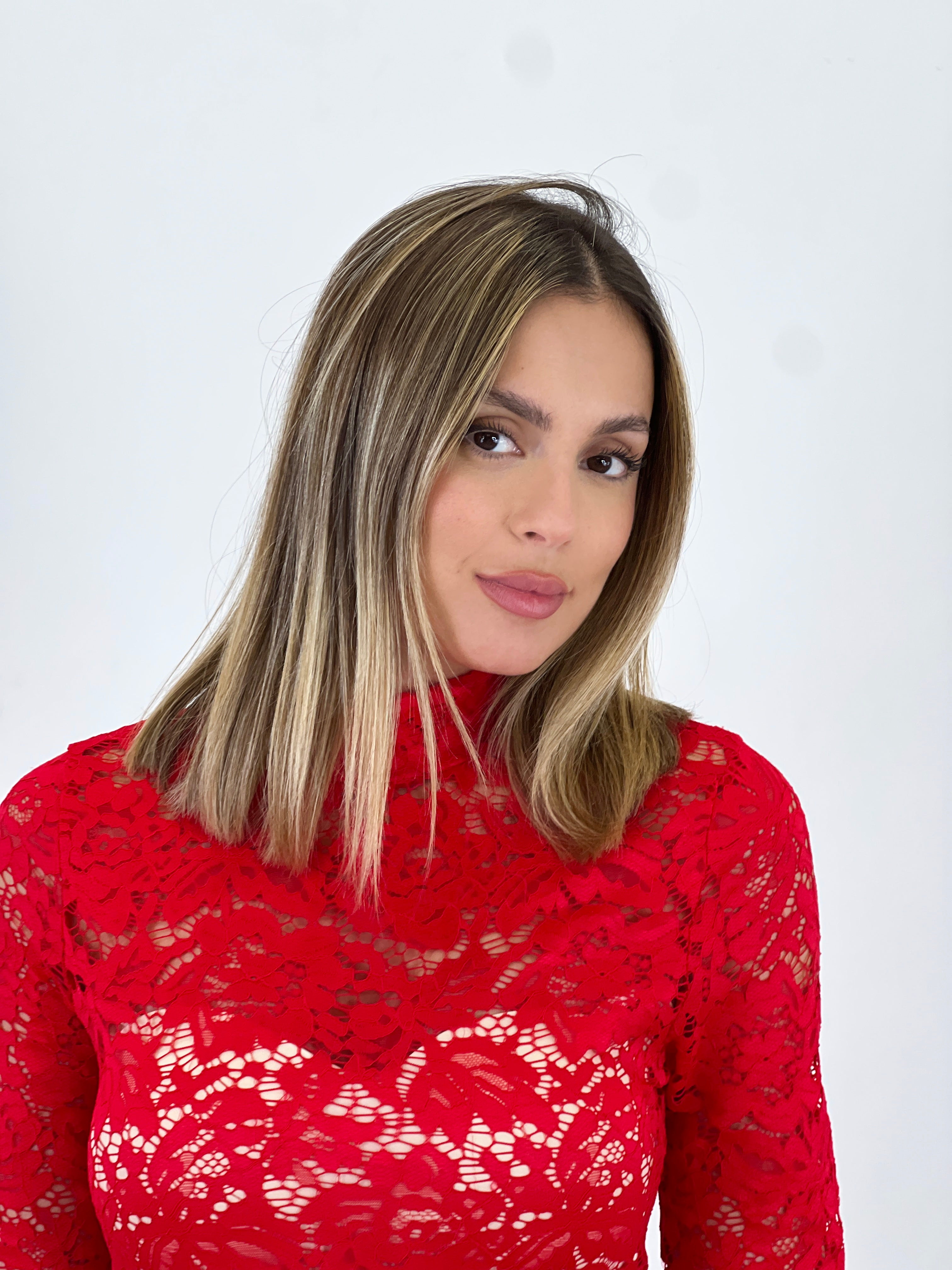 Vestido encaje falda globo