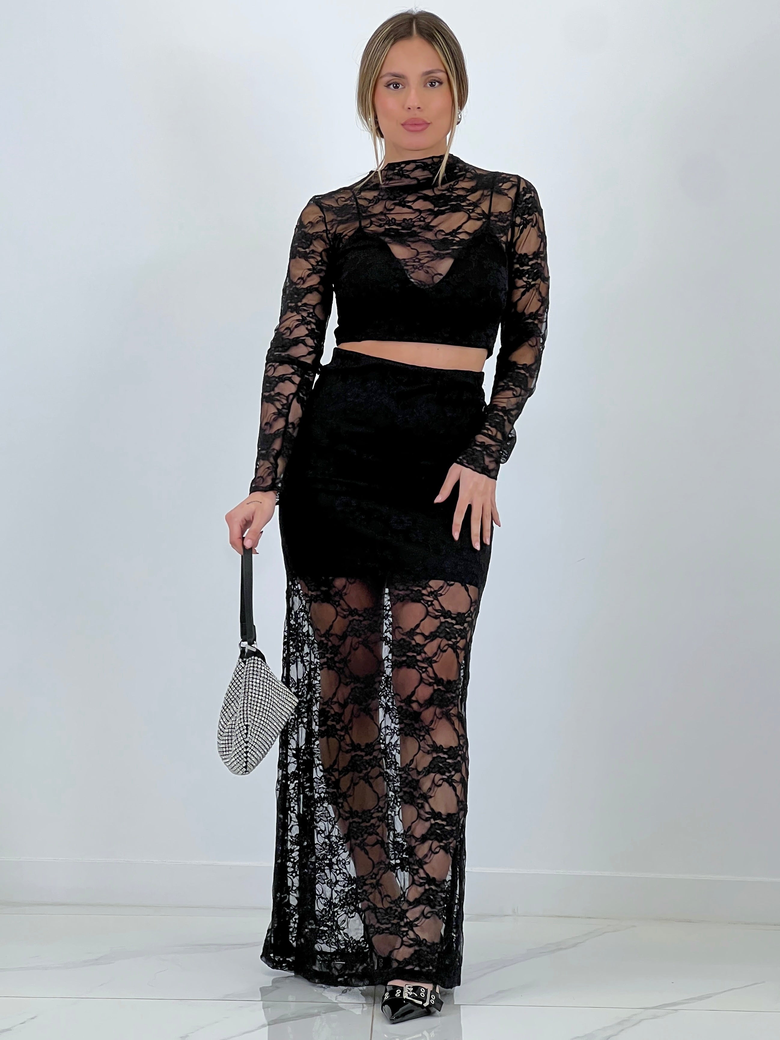 Blusa top blonda transparencias