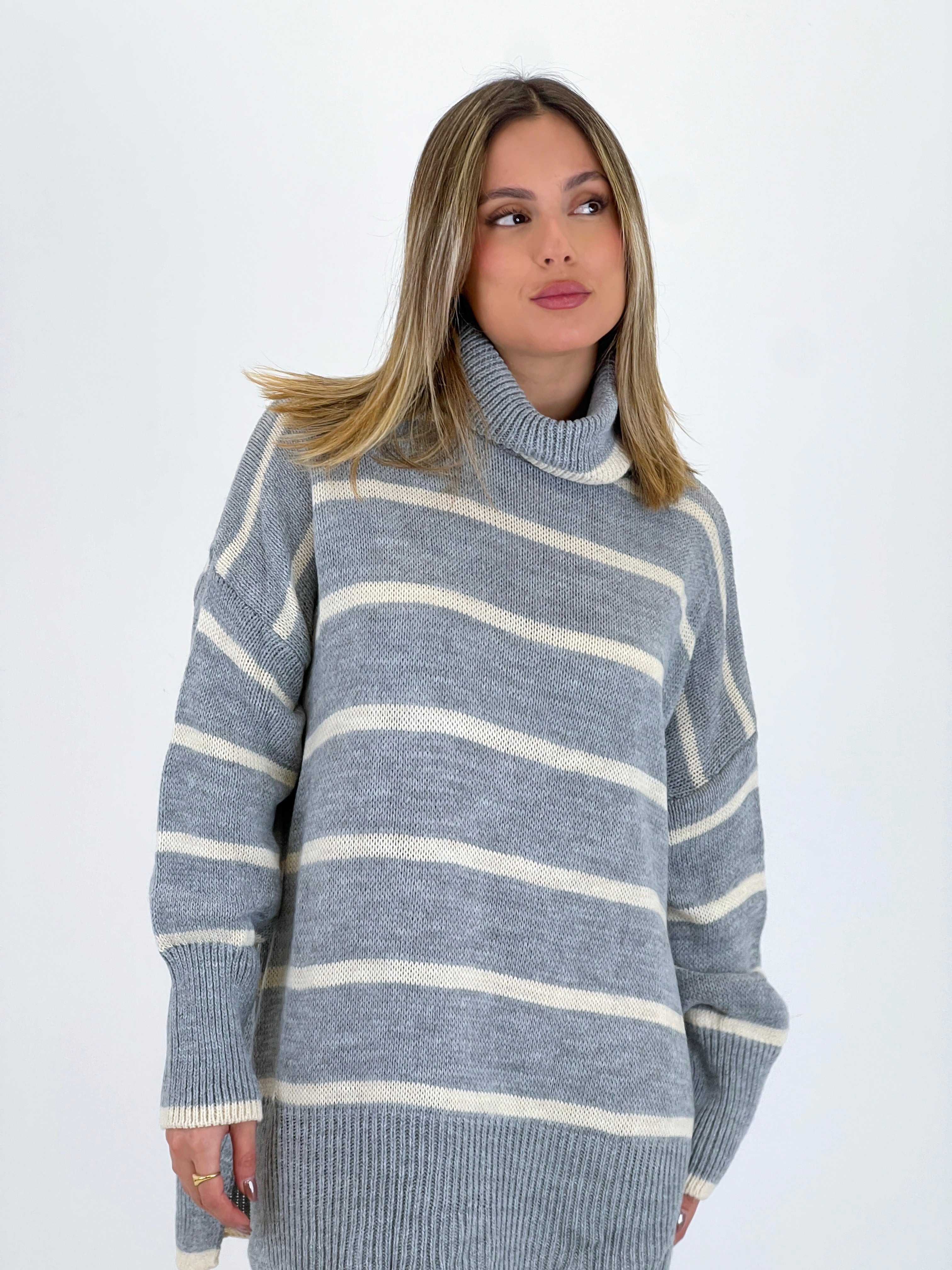 Jersey básico rayas cuello subido