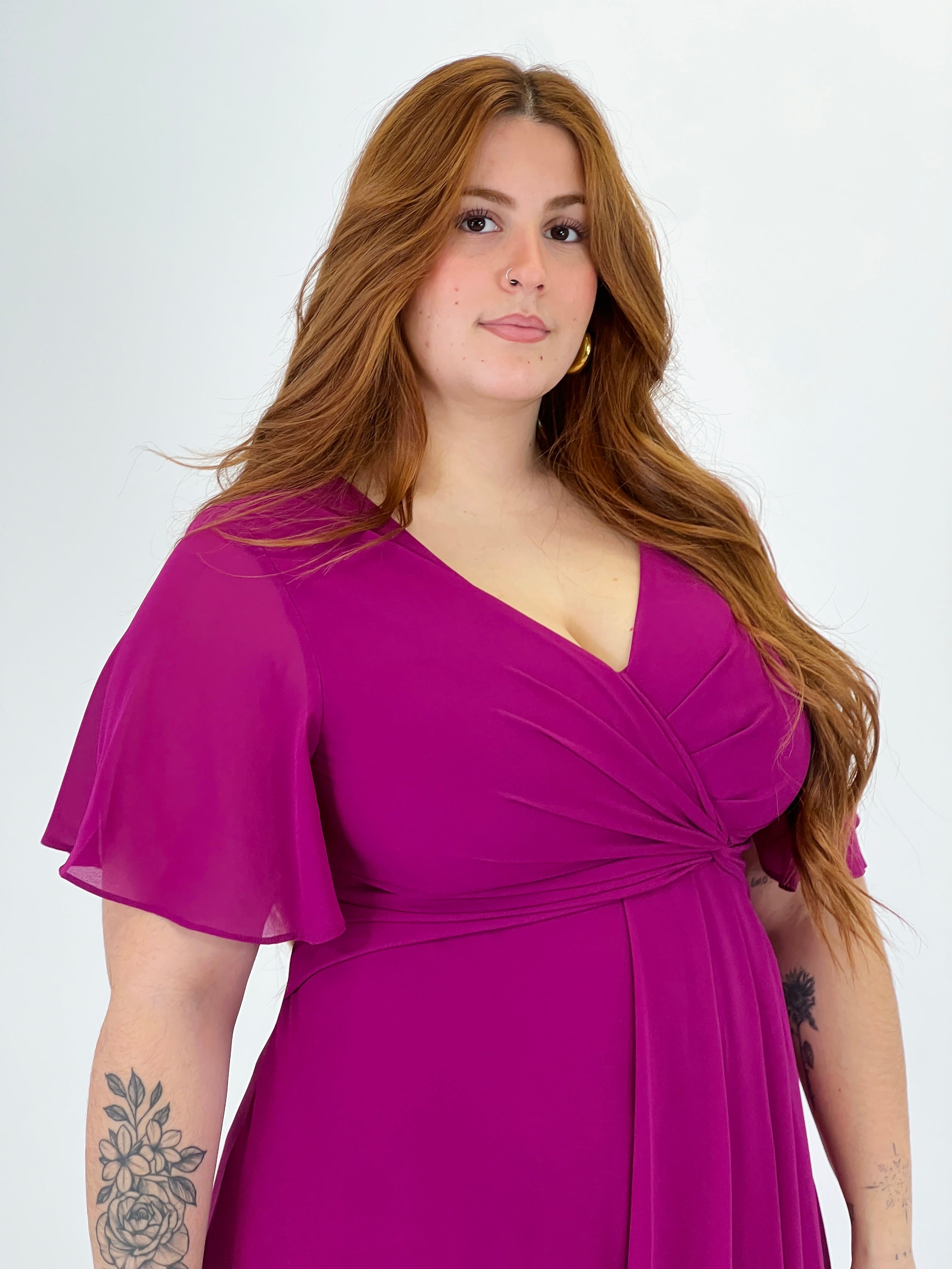 Donna dress with sleeves