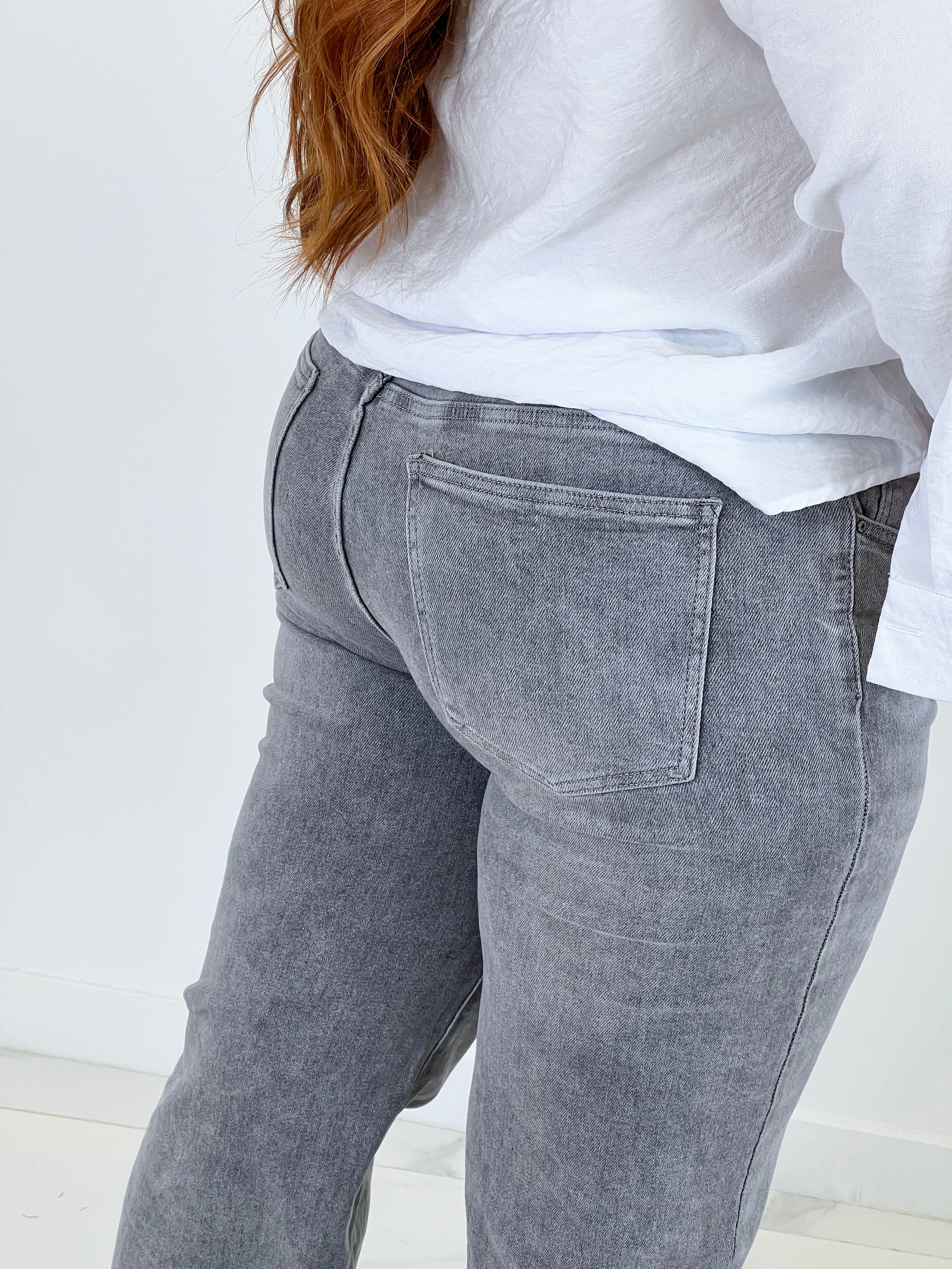 Jeans rectos tiro alto plus size