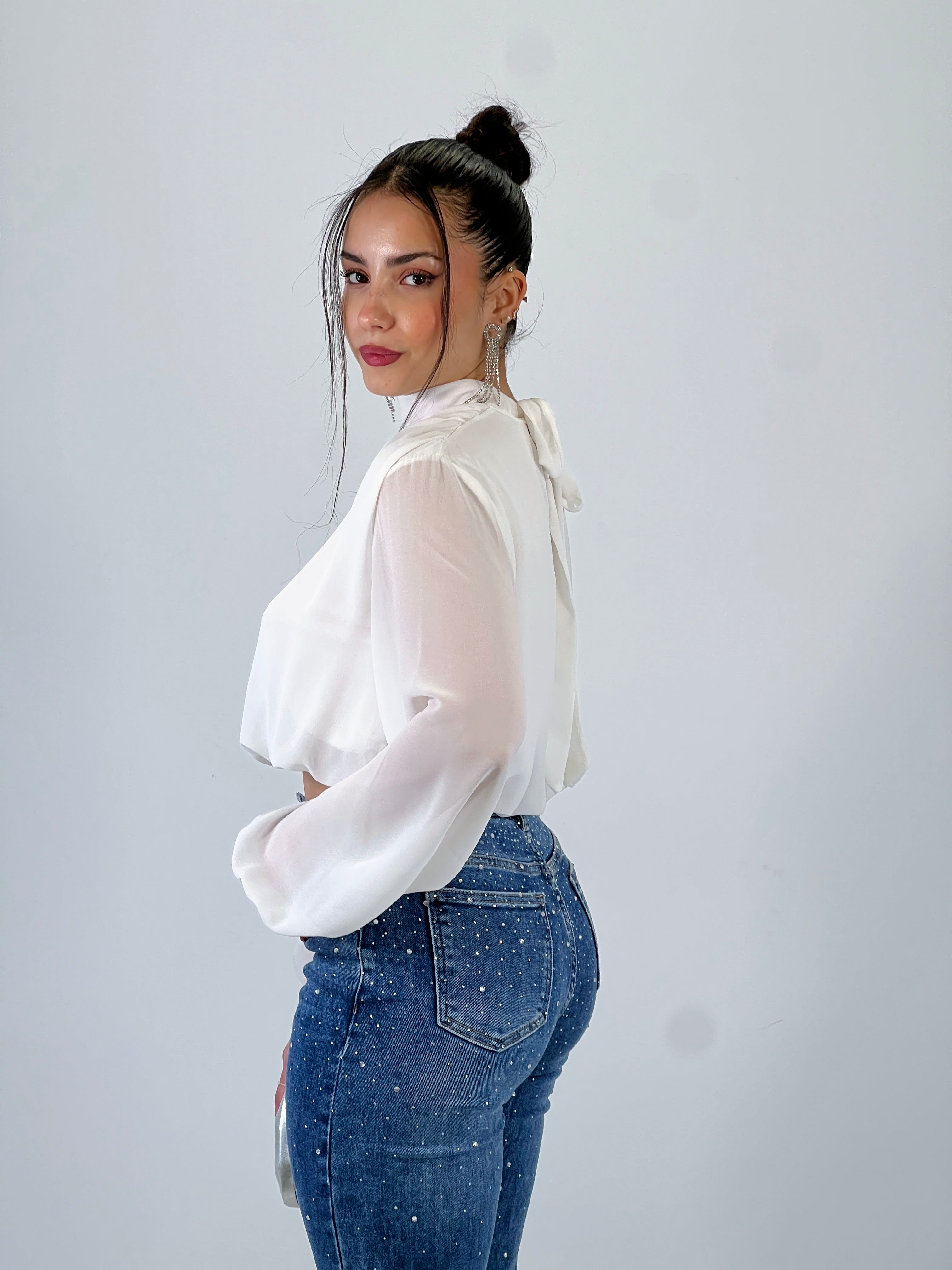 Blusa crop gasa choker