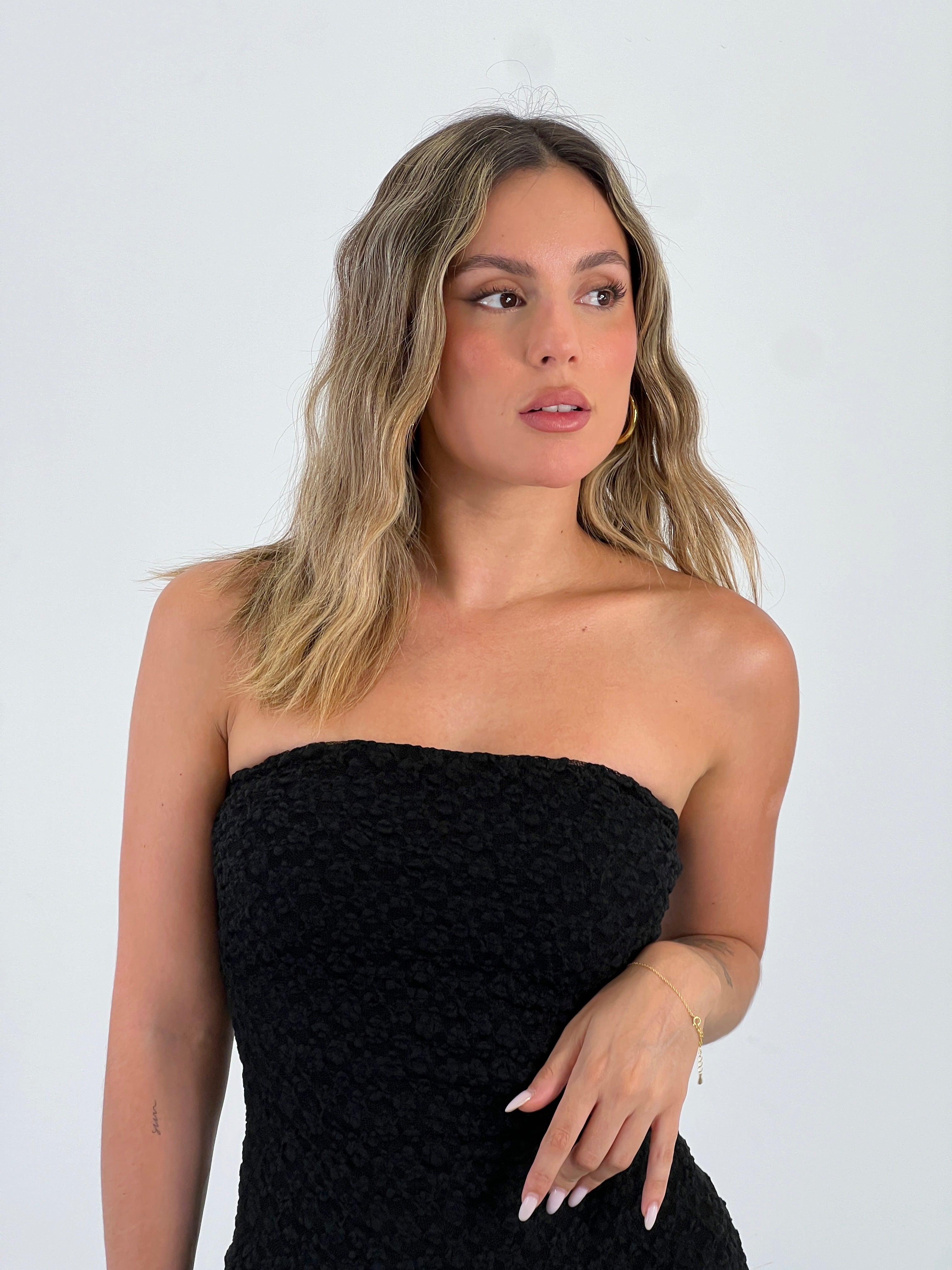 Robe bustier en dentelle