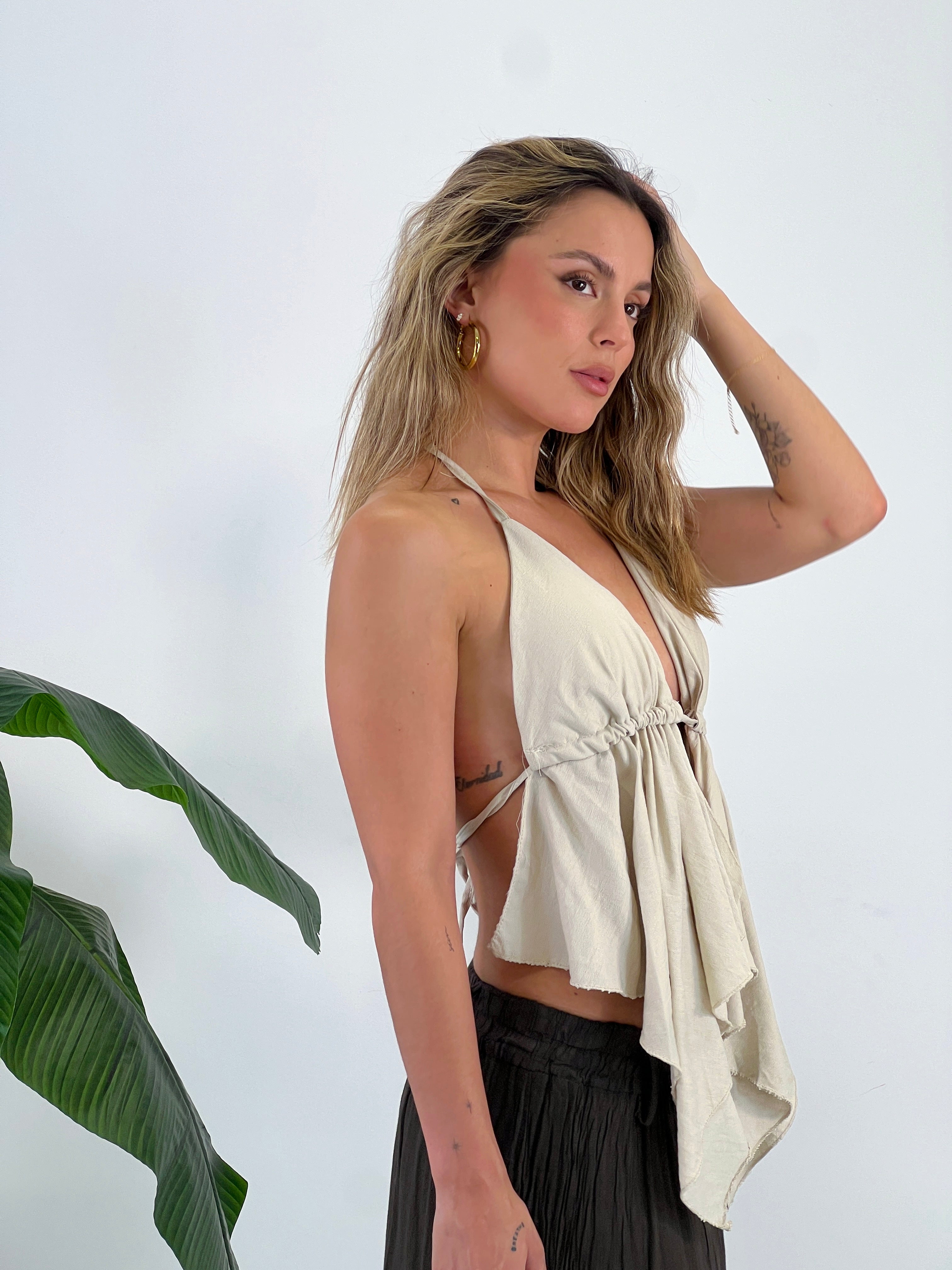 Top tirantes halter volantes
