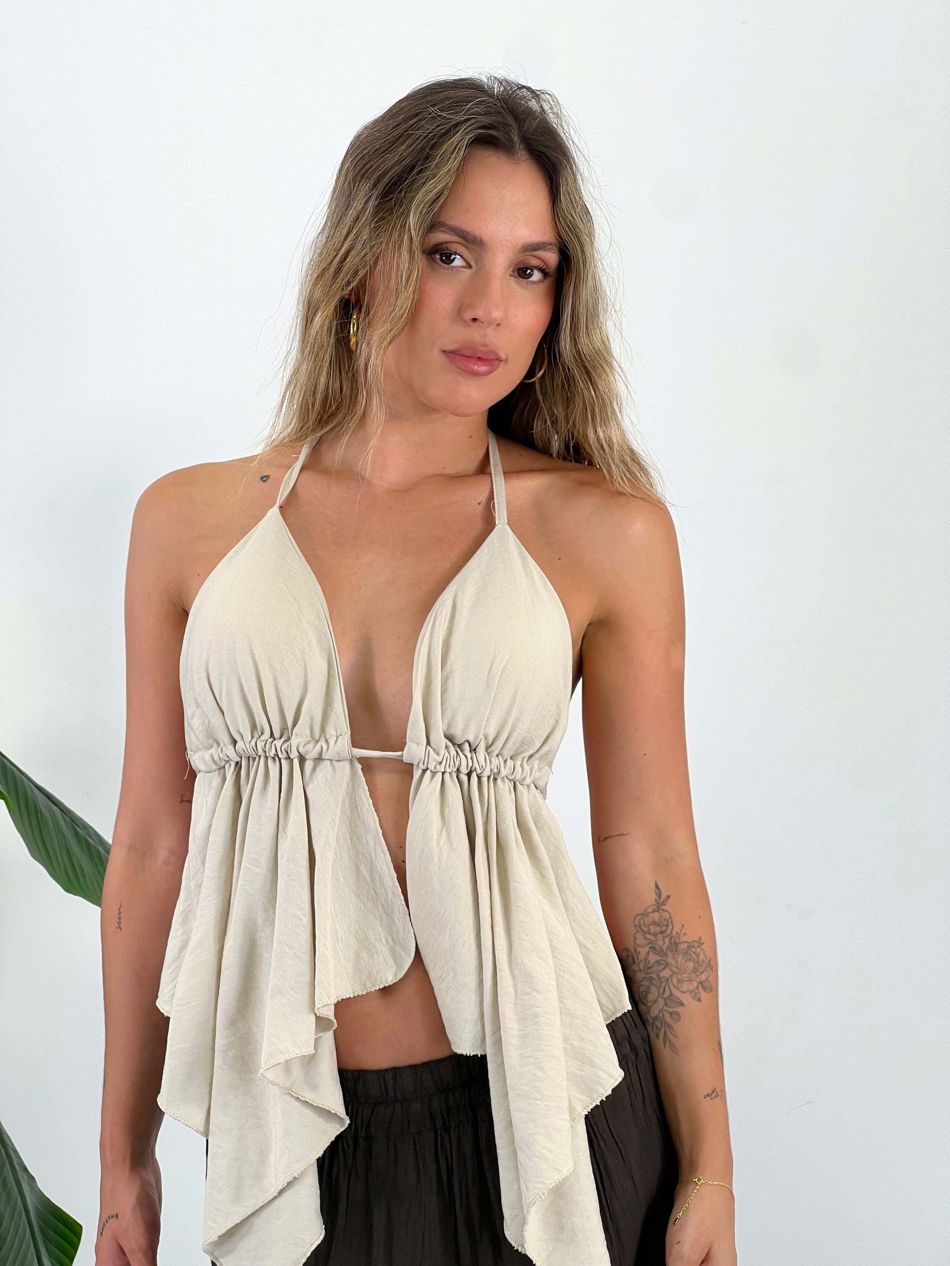 Top tirantes halter volantes