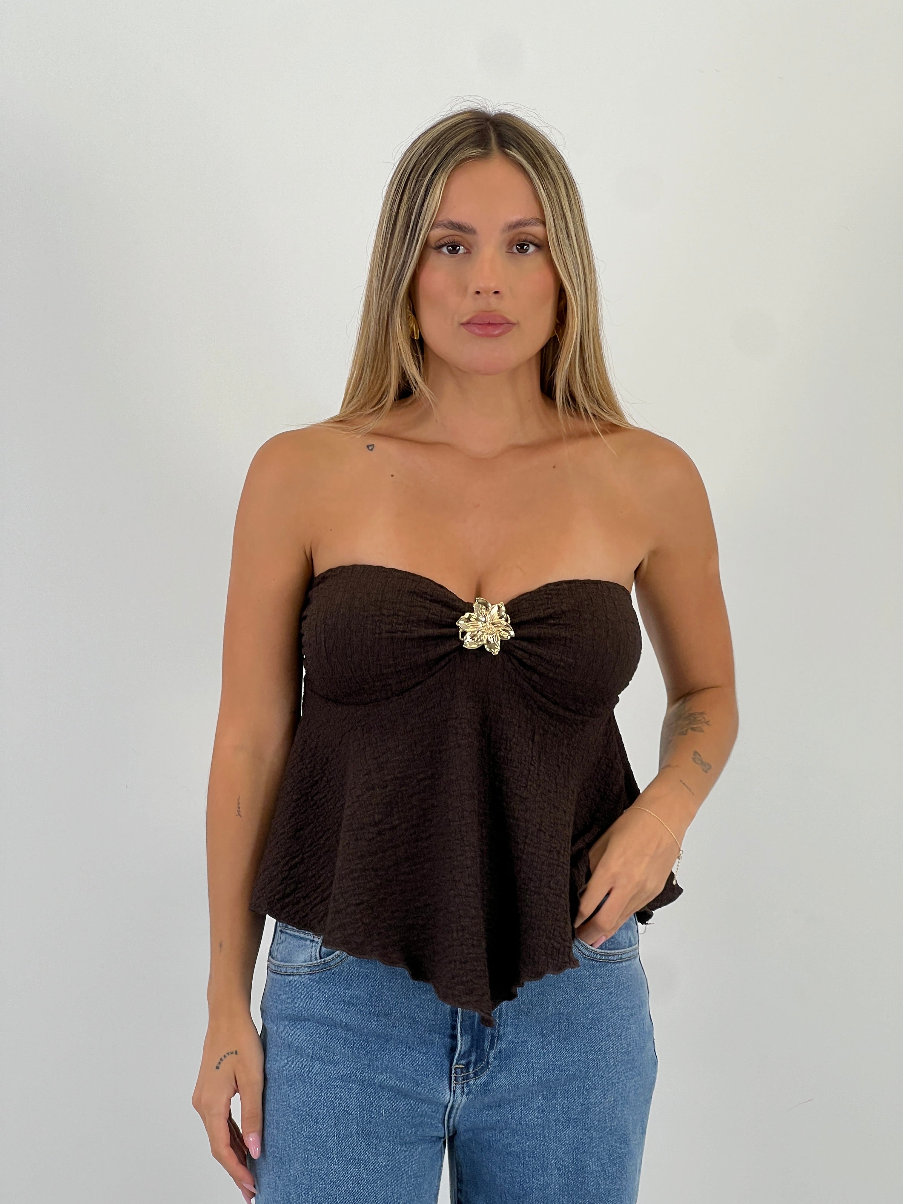 Top strapless flower