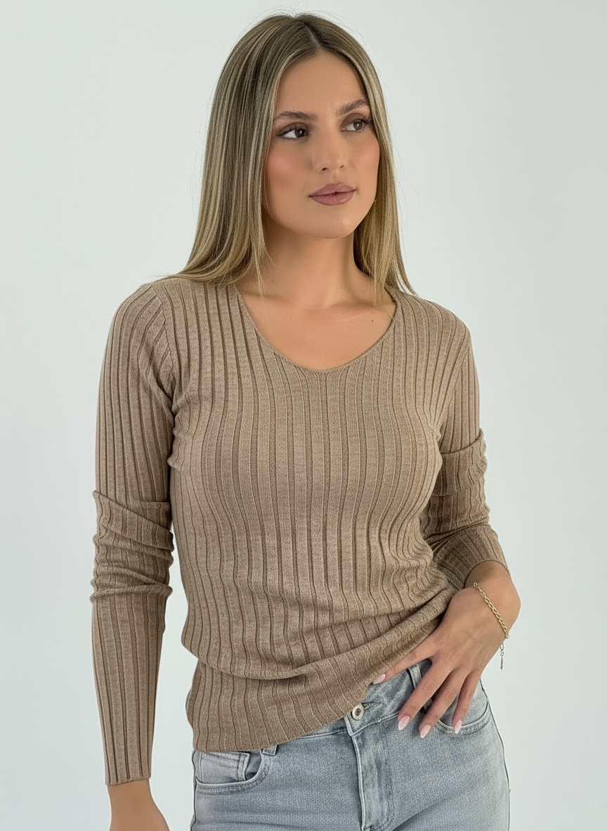 Jersey canalé cuello pico