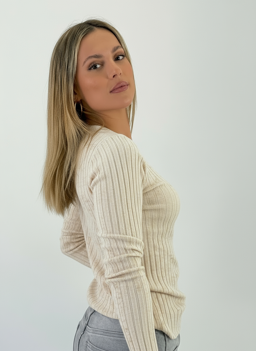 Jersey canalé cuello pico