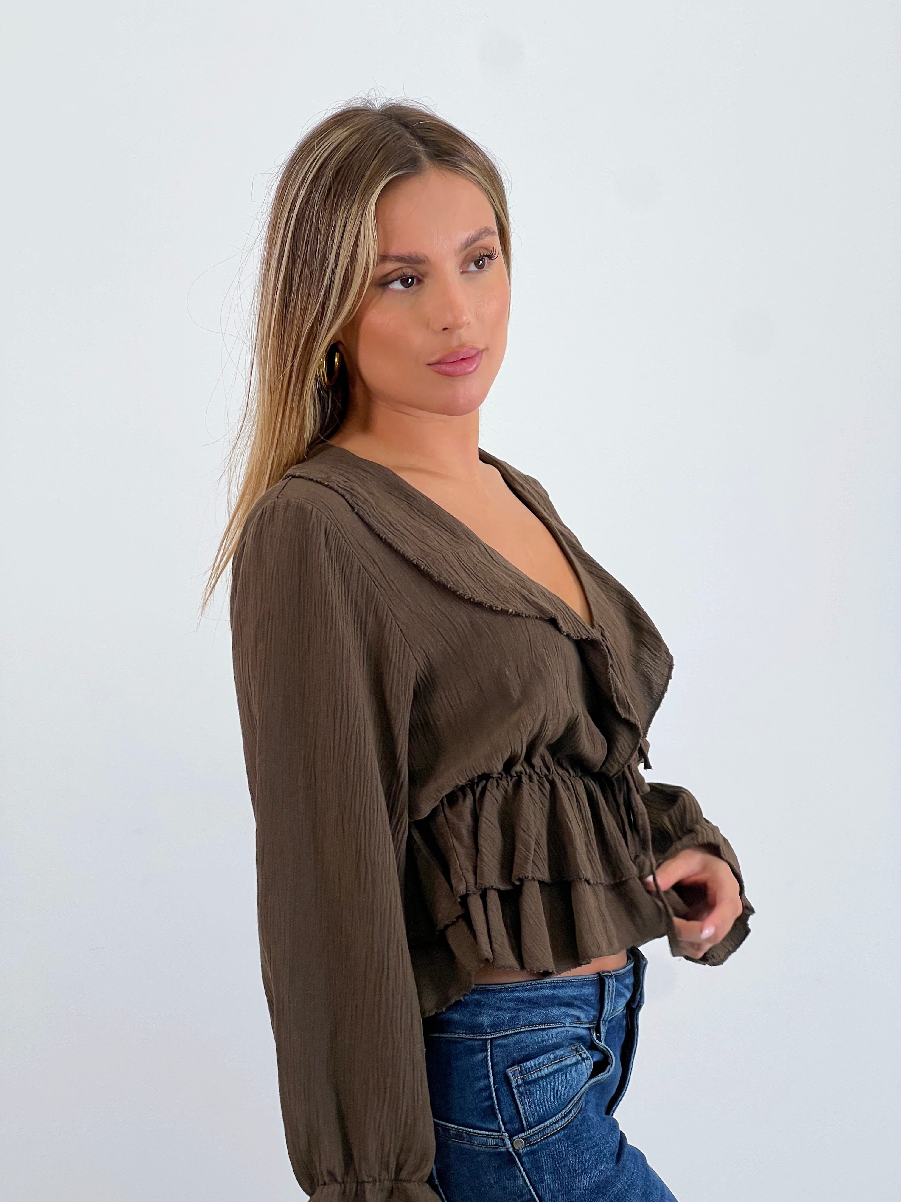 Blusa fruncida cuerda volante