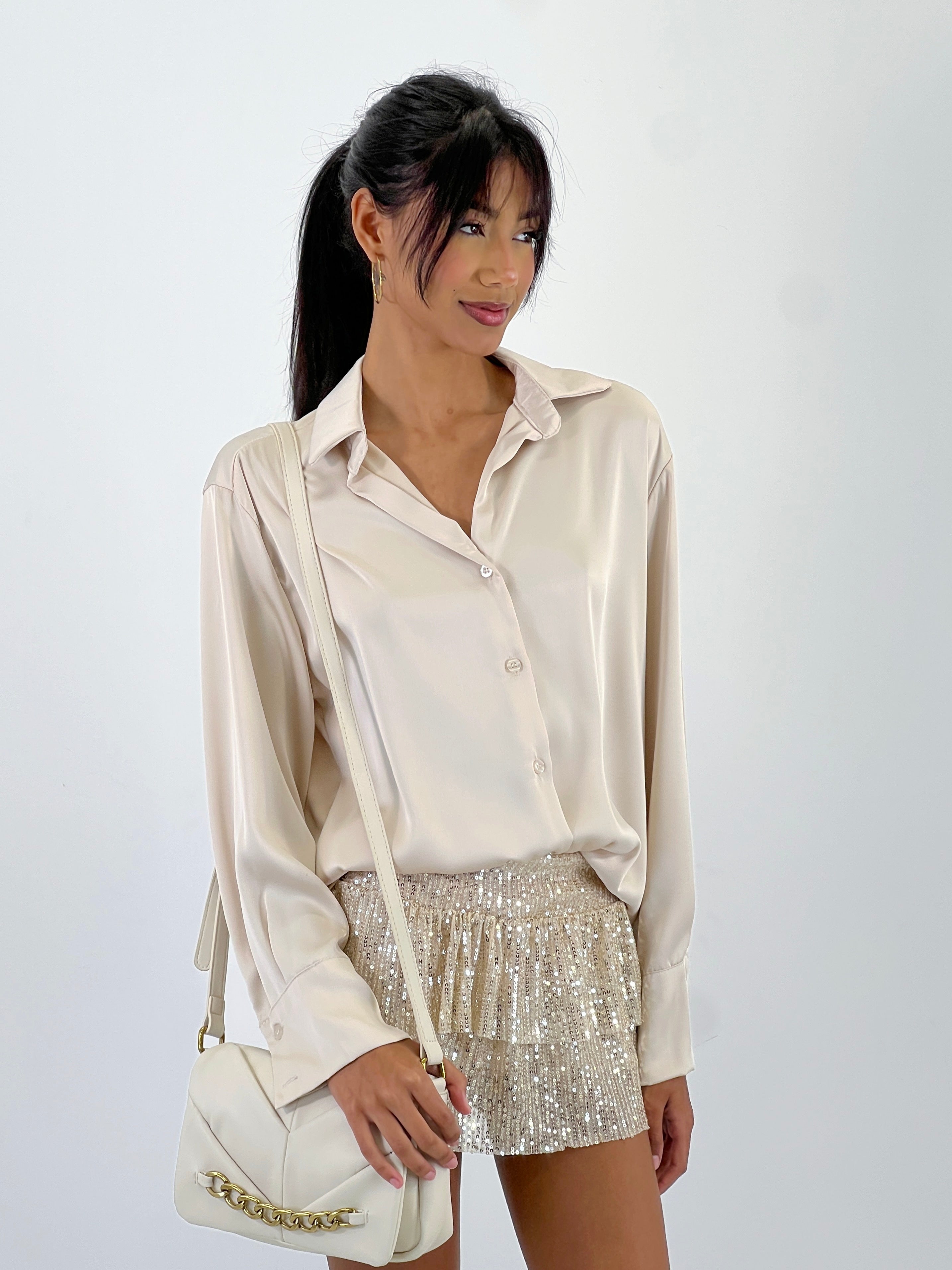 Camisa satinada botones