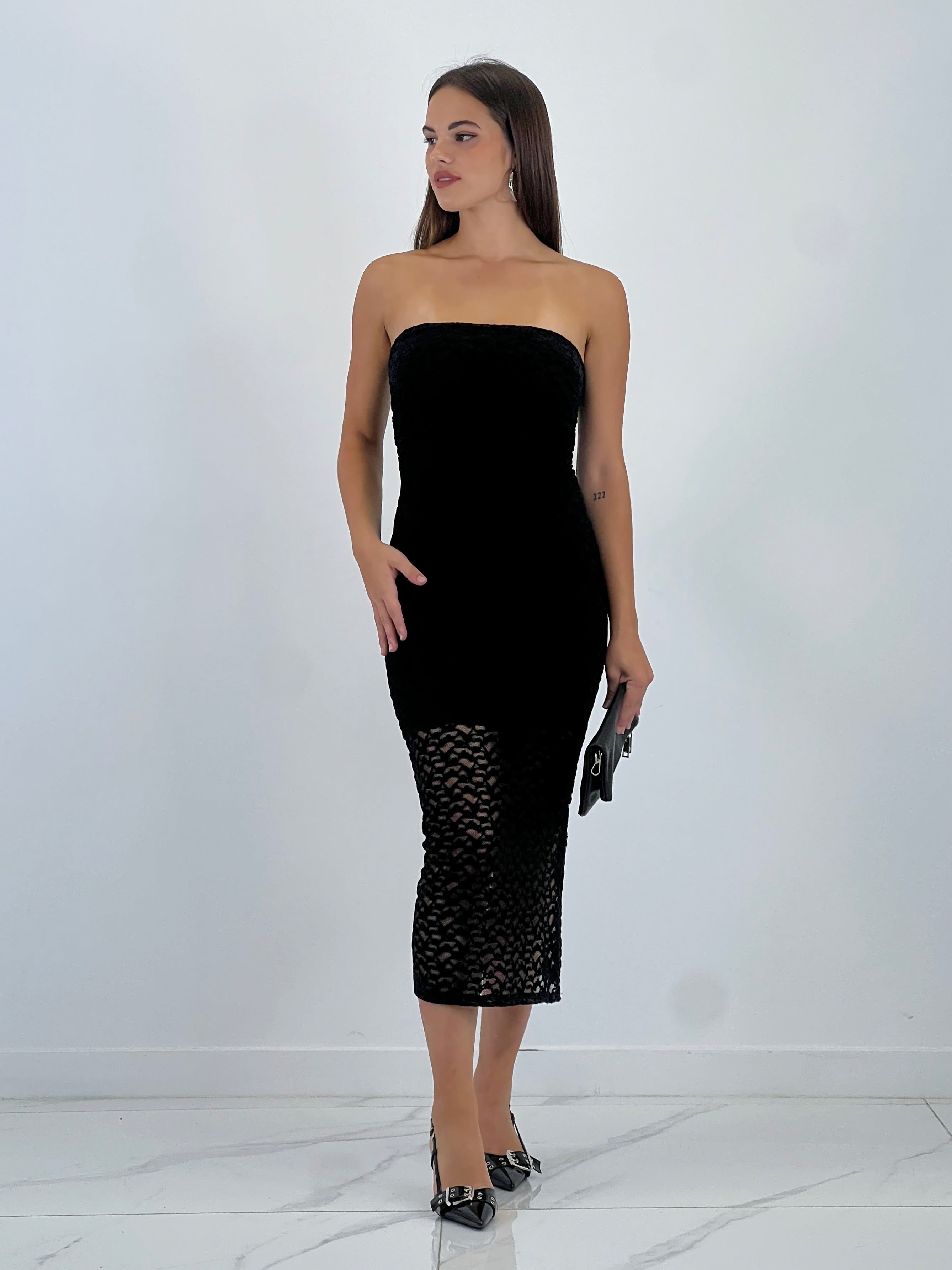 Vestido palabra de honor velvet