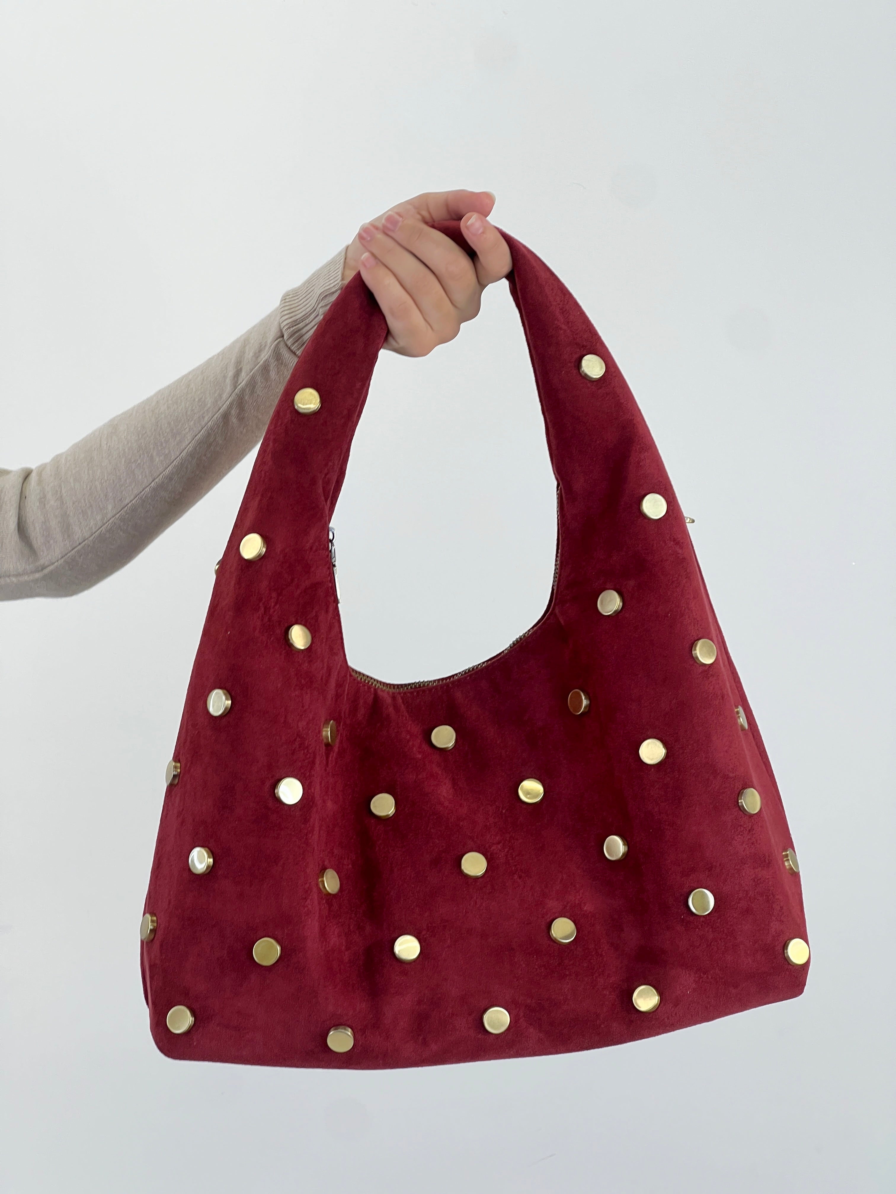 Bolsa hobo tachas