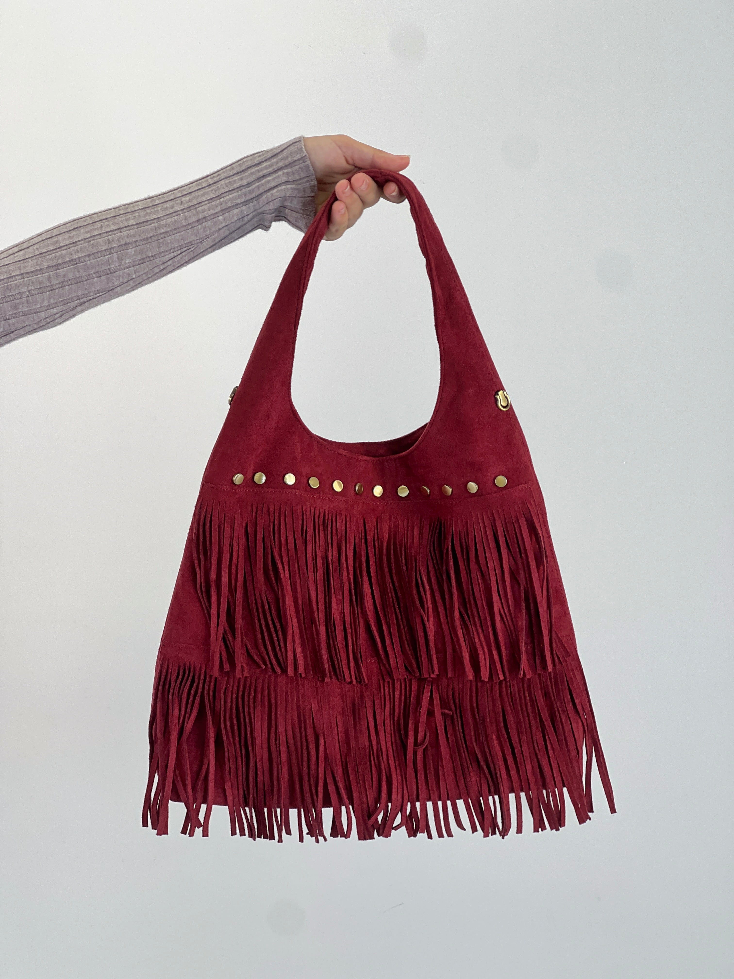 Bolso flecos tachuela