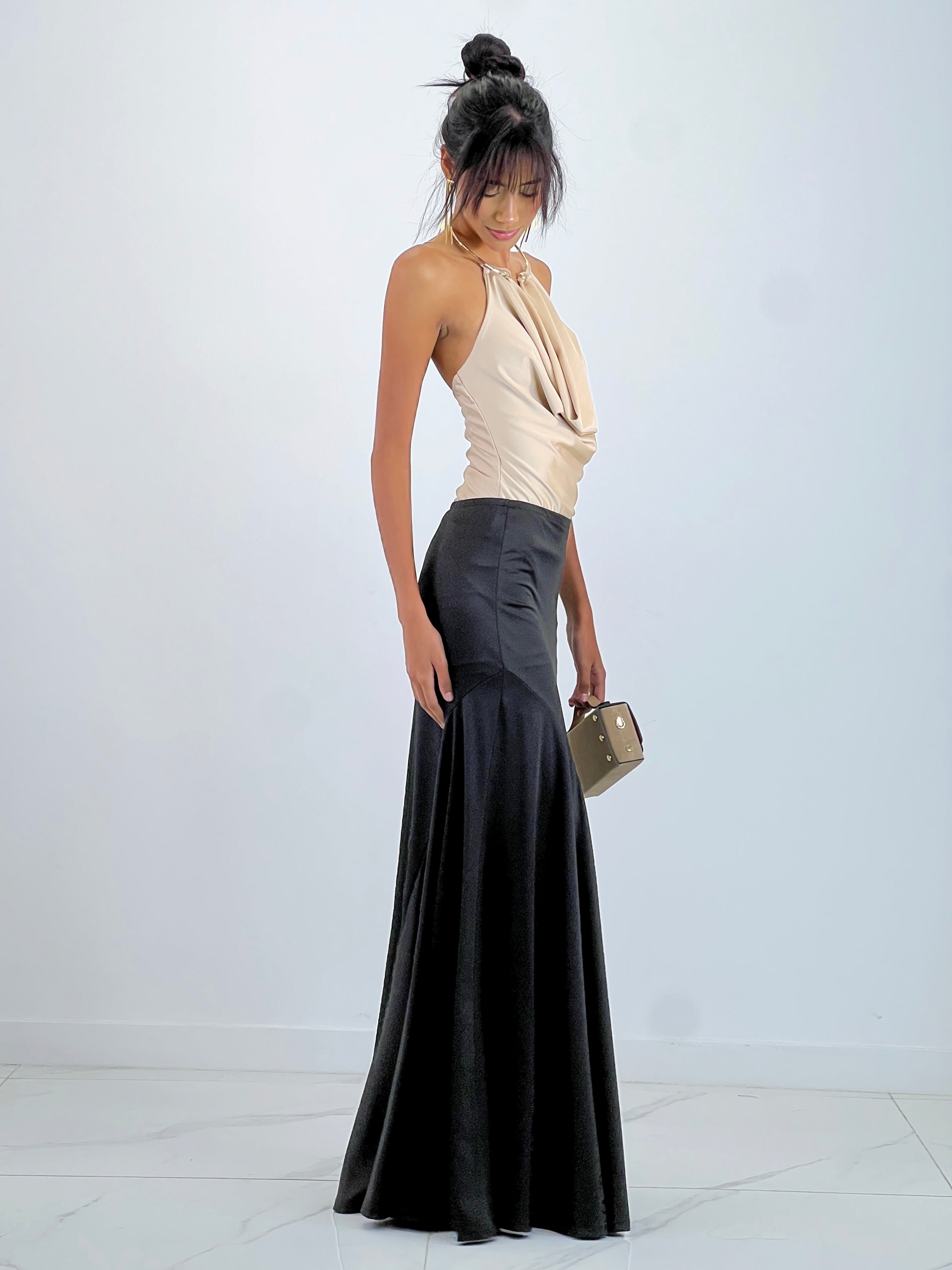 Body drapeado choker