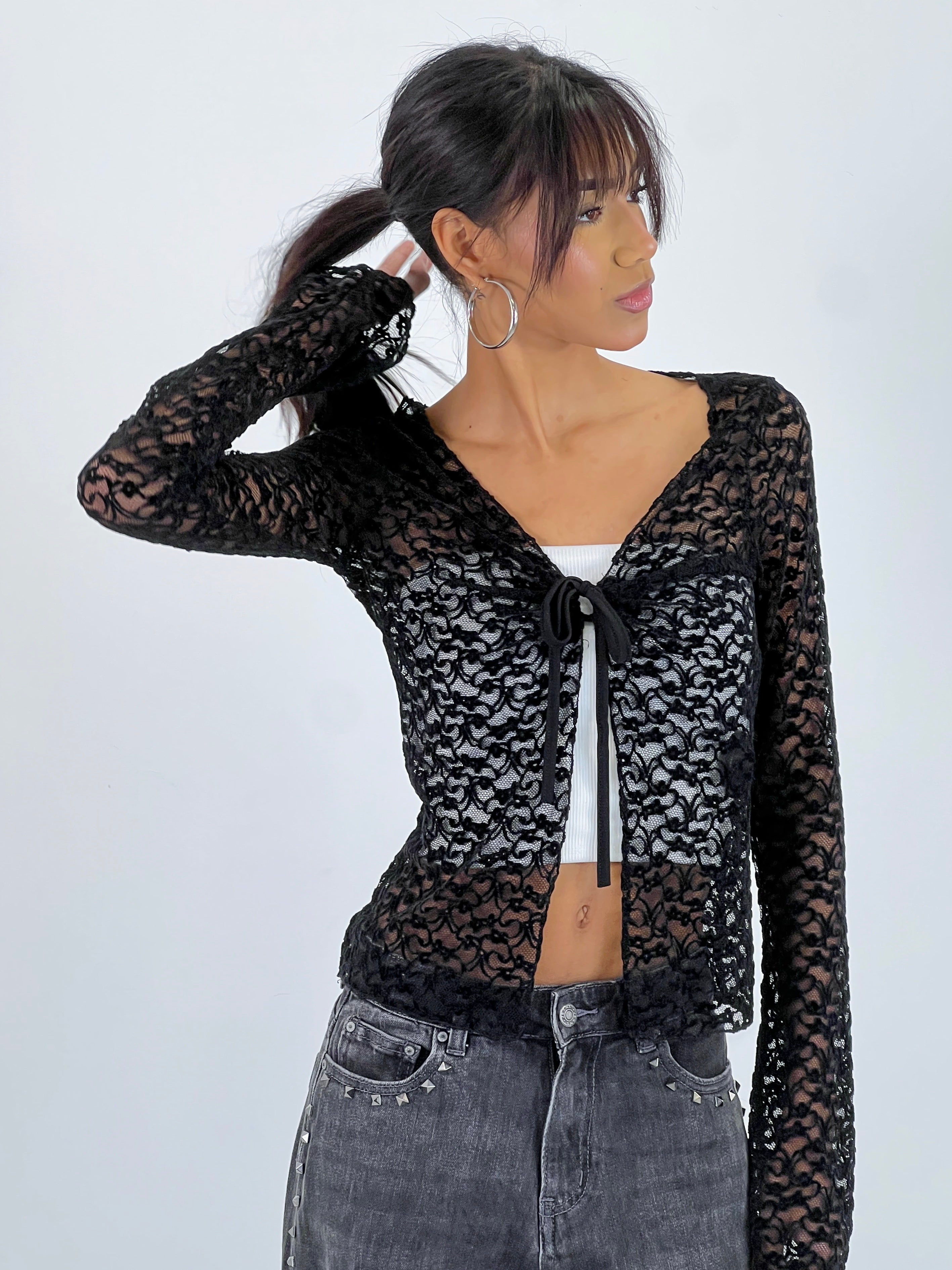 Camisa lazada encaje terciopelo