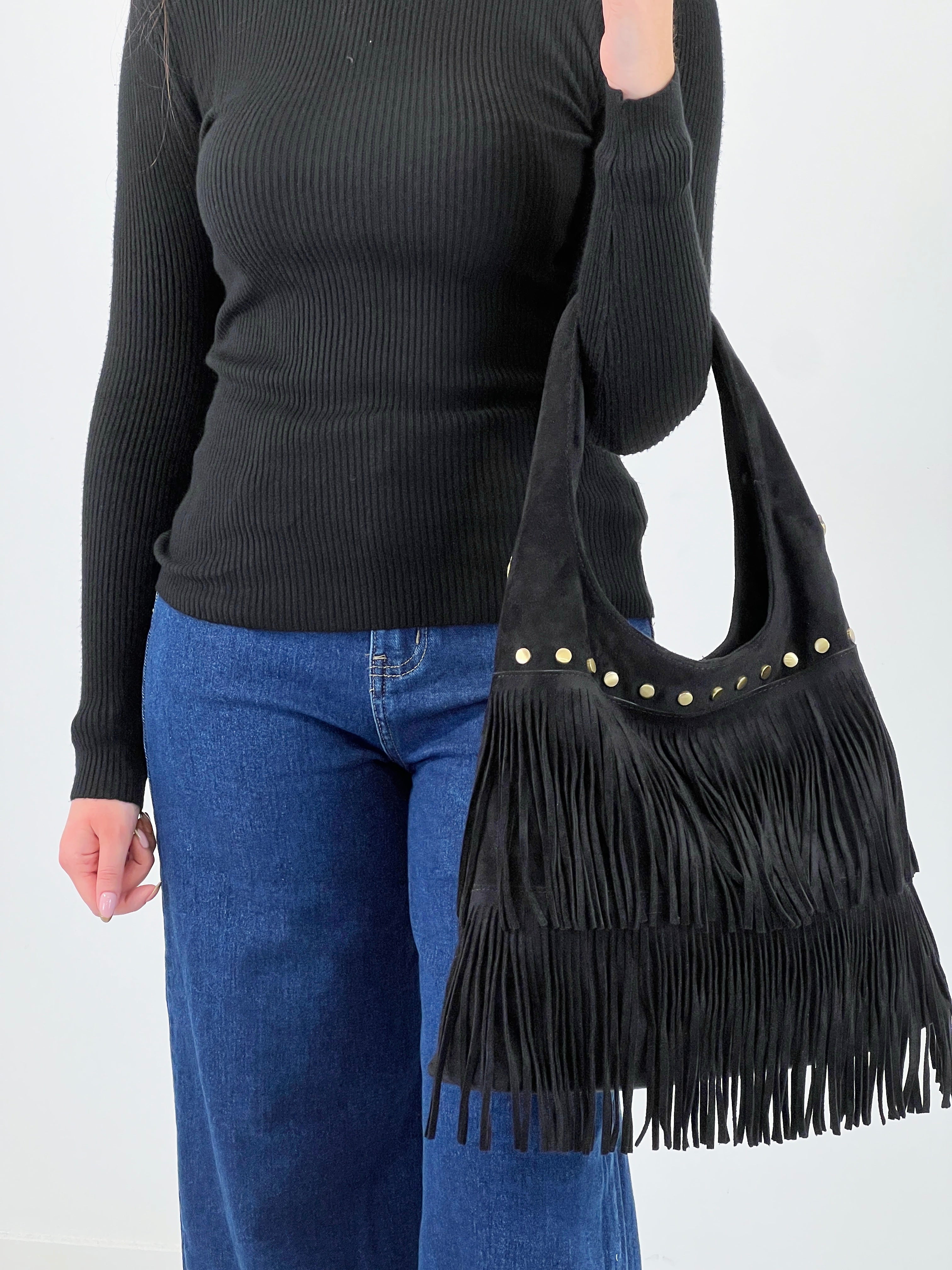 Bolso flecos tachuela