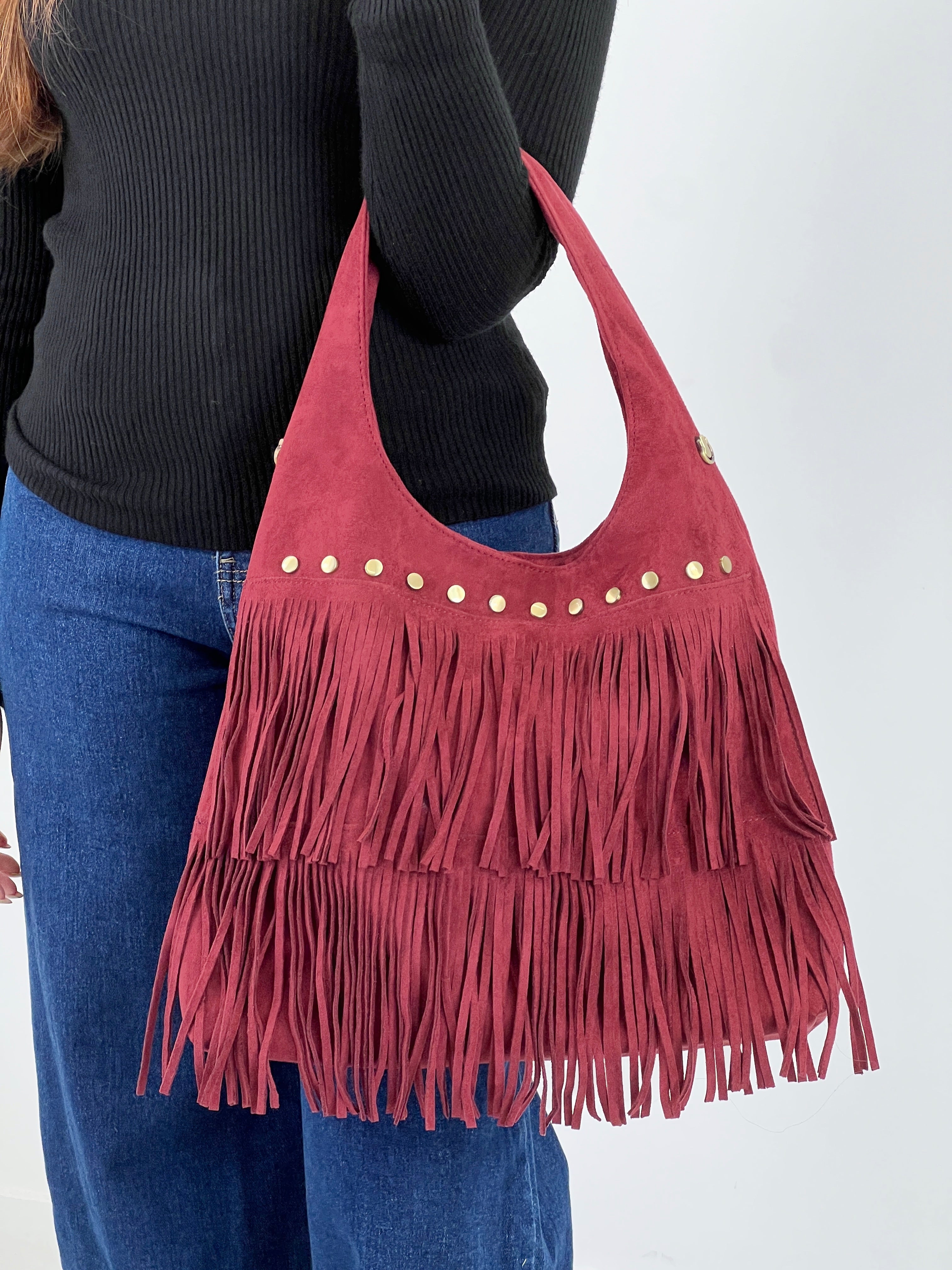 Bolso flecos tachuela