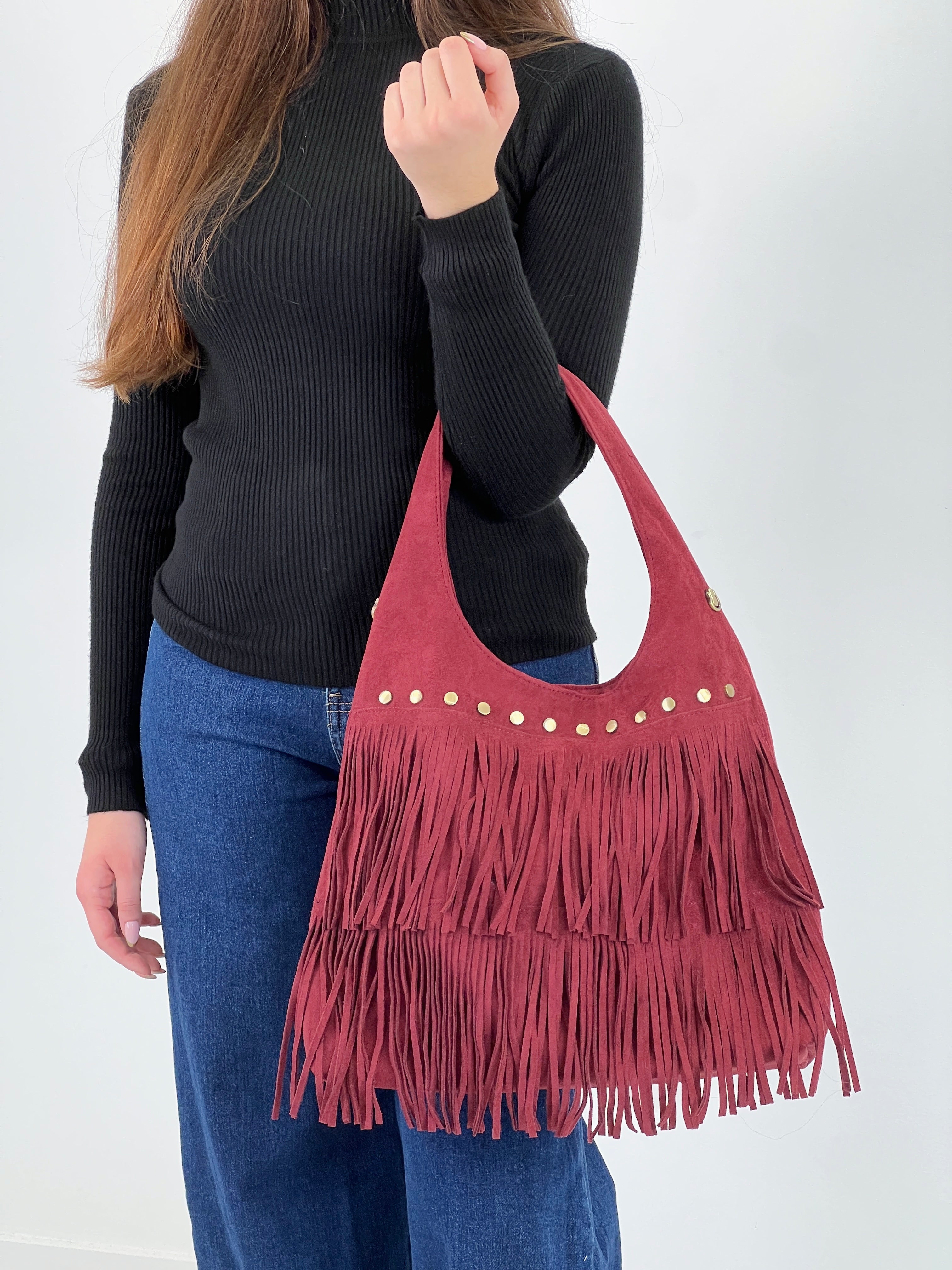 Bolso flecos tachuela