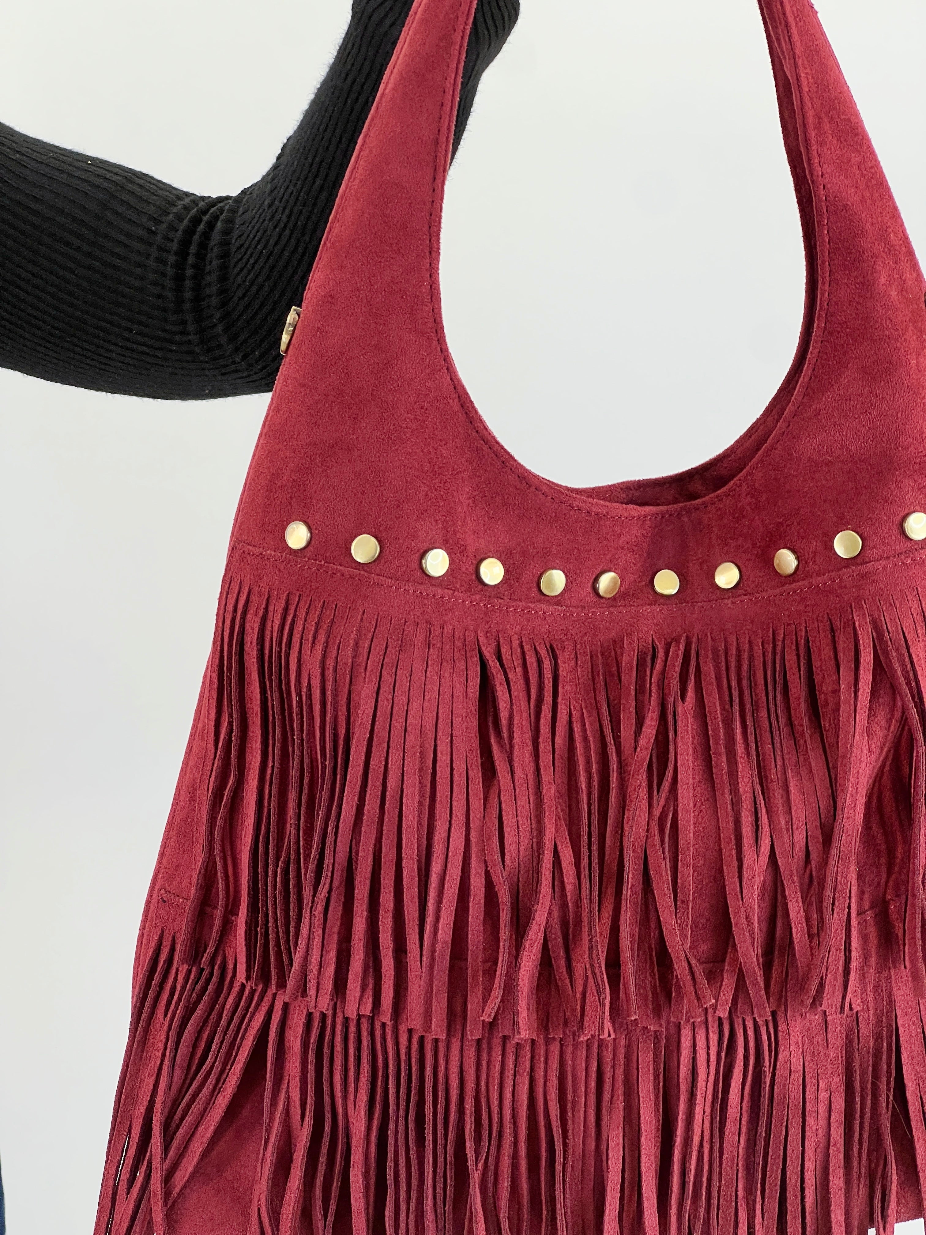 Bolso flecos tachuela